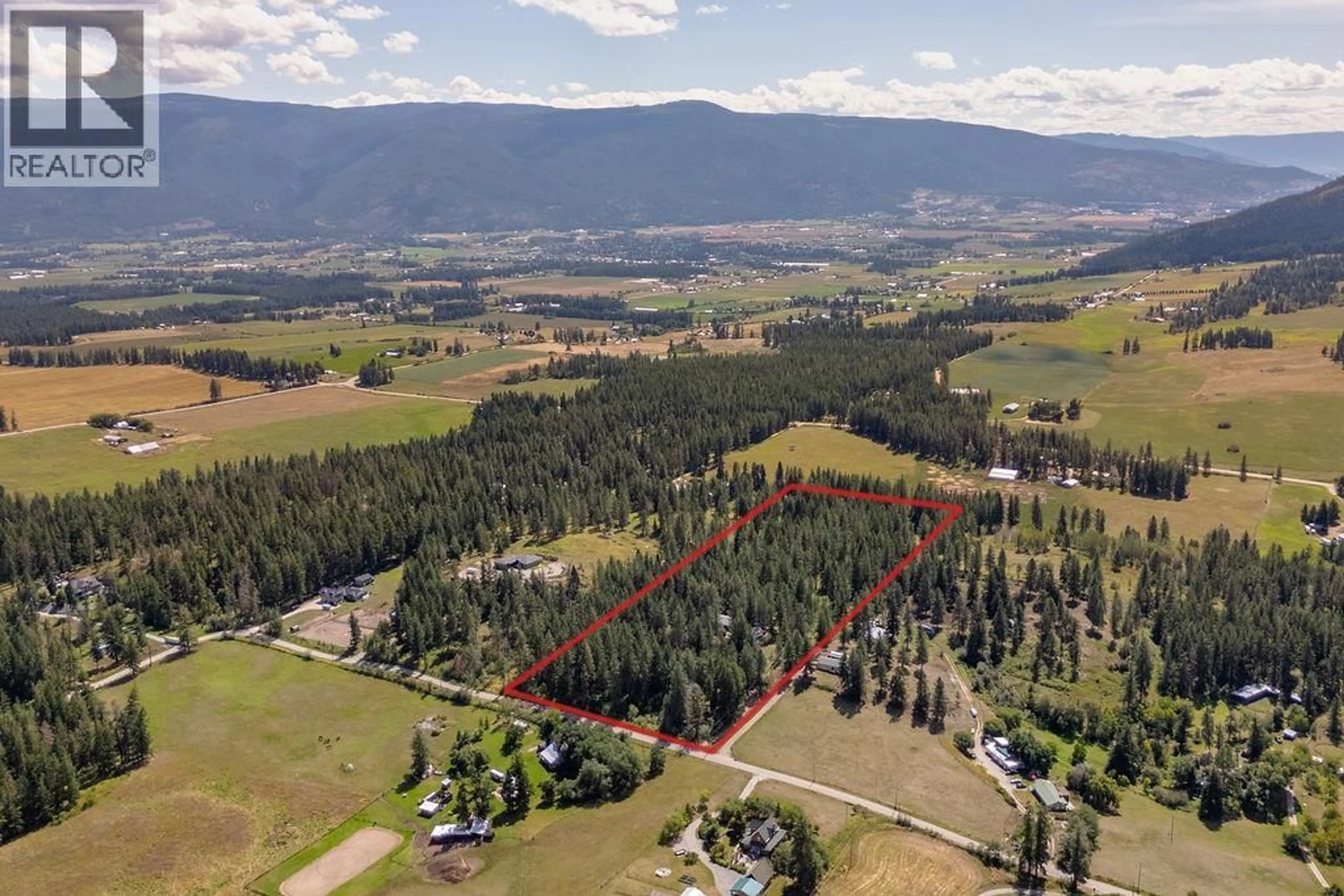 A pic from outside/outdoor area/front of a property/back of a property/a pic from drone, mountain view for 4340 SHARP ROAD, Armstrong British Columbia V4Y0V6