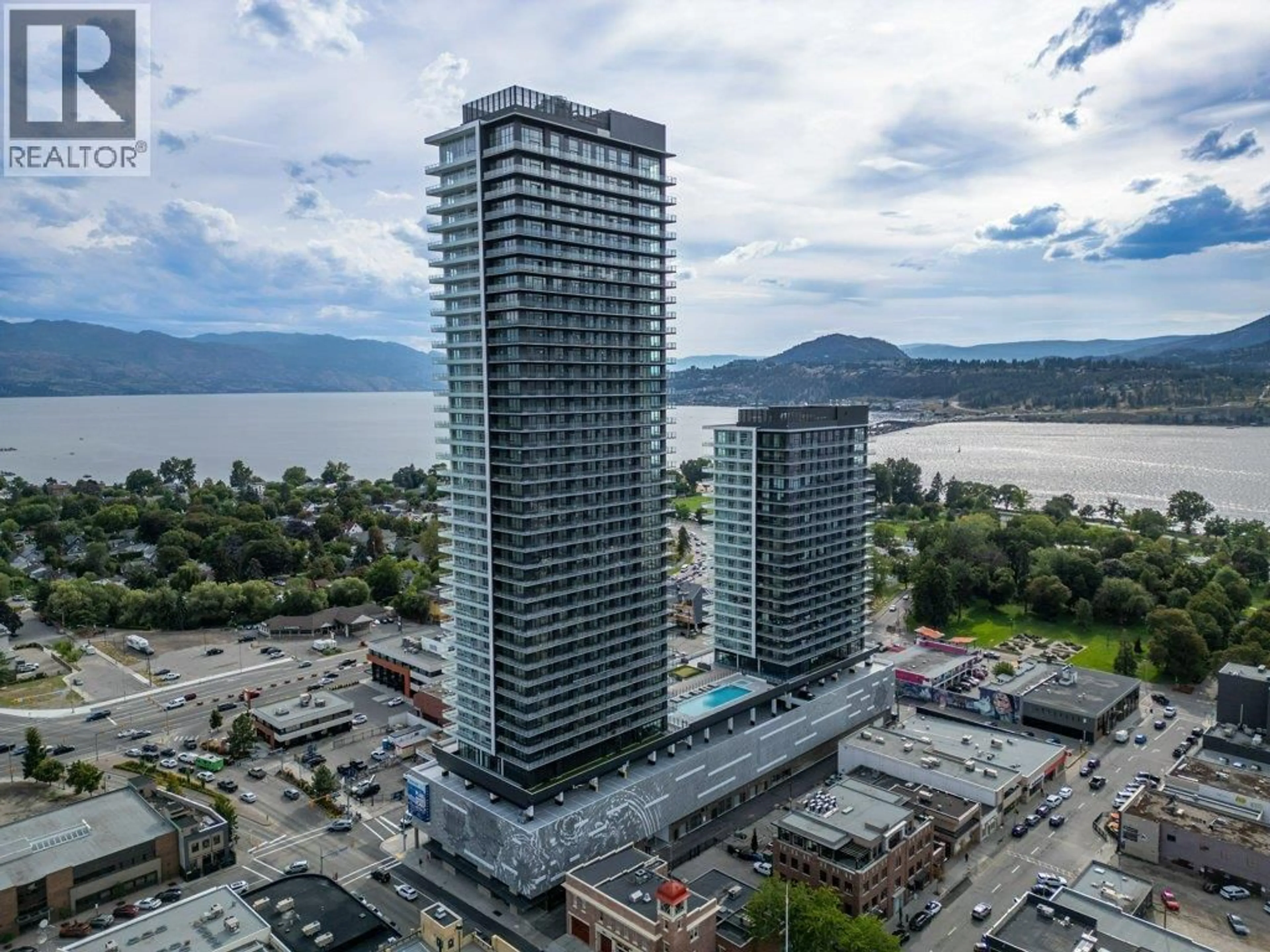 A pic from outside/outdoor area/front of a property/back of a property/a pic from drone, unknown for 1307 - 238 LEON AVENUE, Kelowna British Columbia V1Y0N6