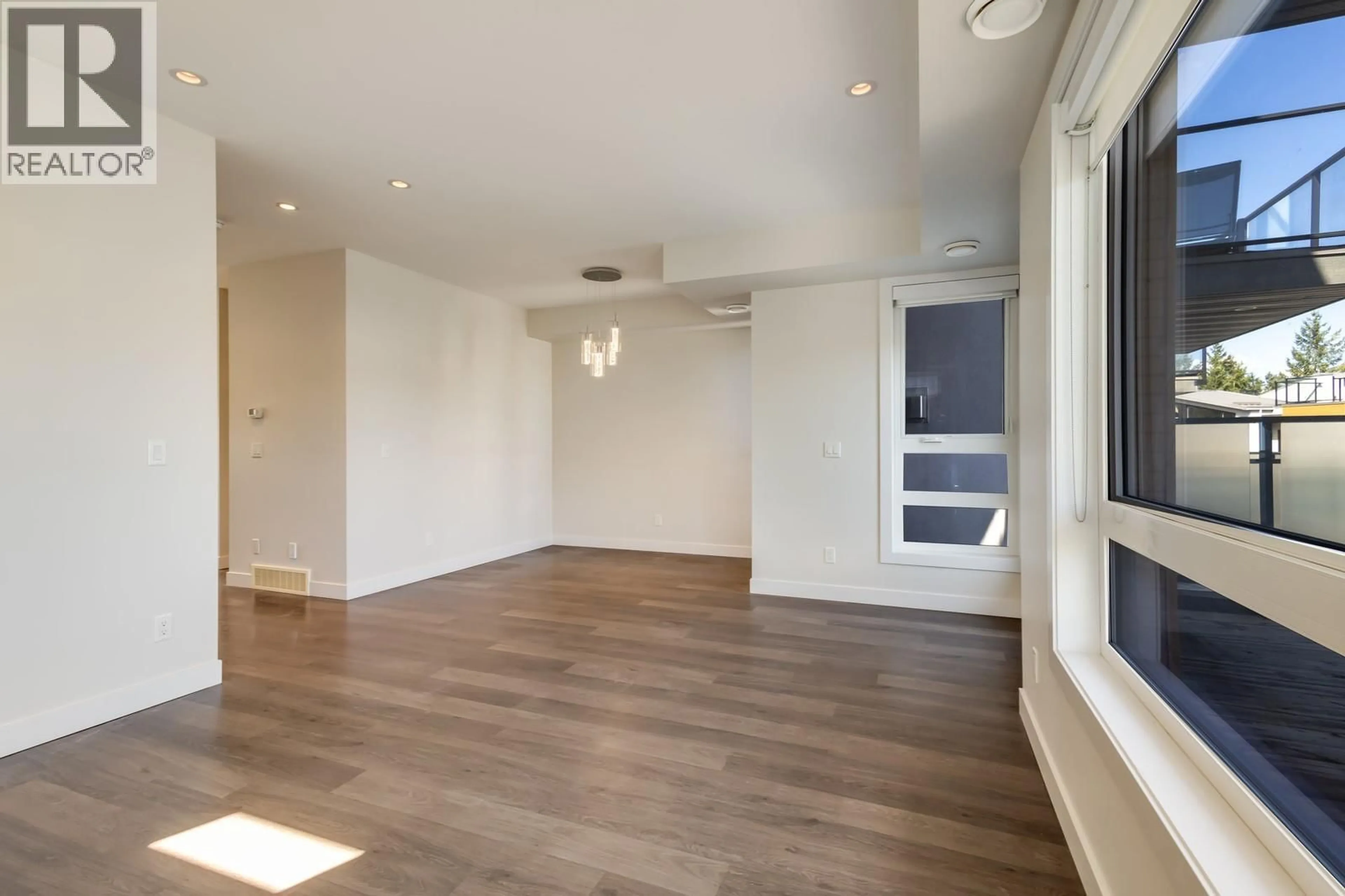 A pic of a room for 12 - 1818 PEAK POINT COURT, West Kelowna British Columbia V1Z4B4