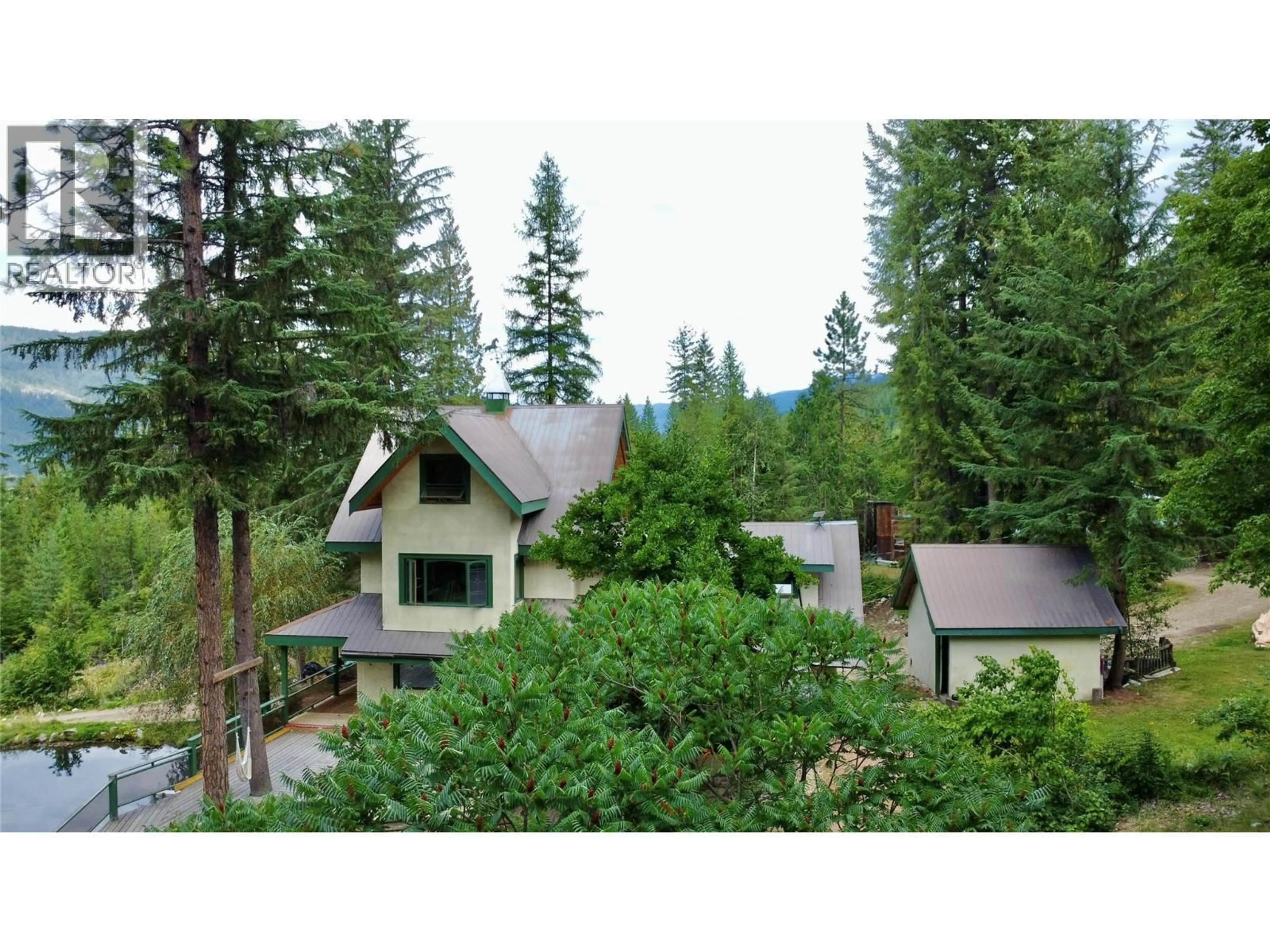 A pic from outside/outdoor area/front of a property/back of a property/a pic from drone, forest/trees view for 7138 GRAHAM ROAD, Winlaw British Columbia V0G2J0