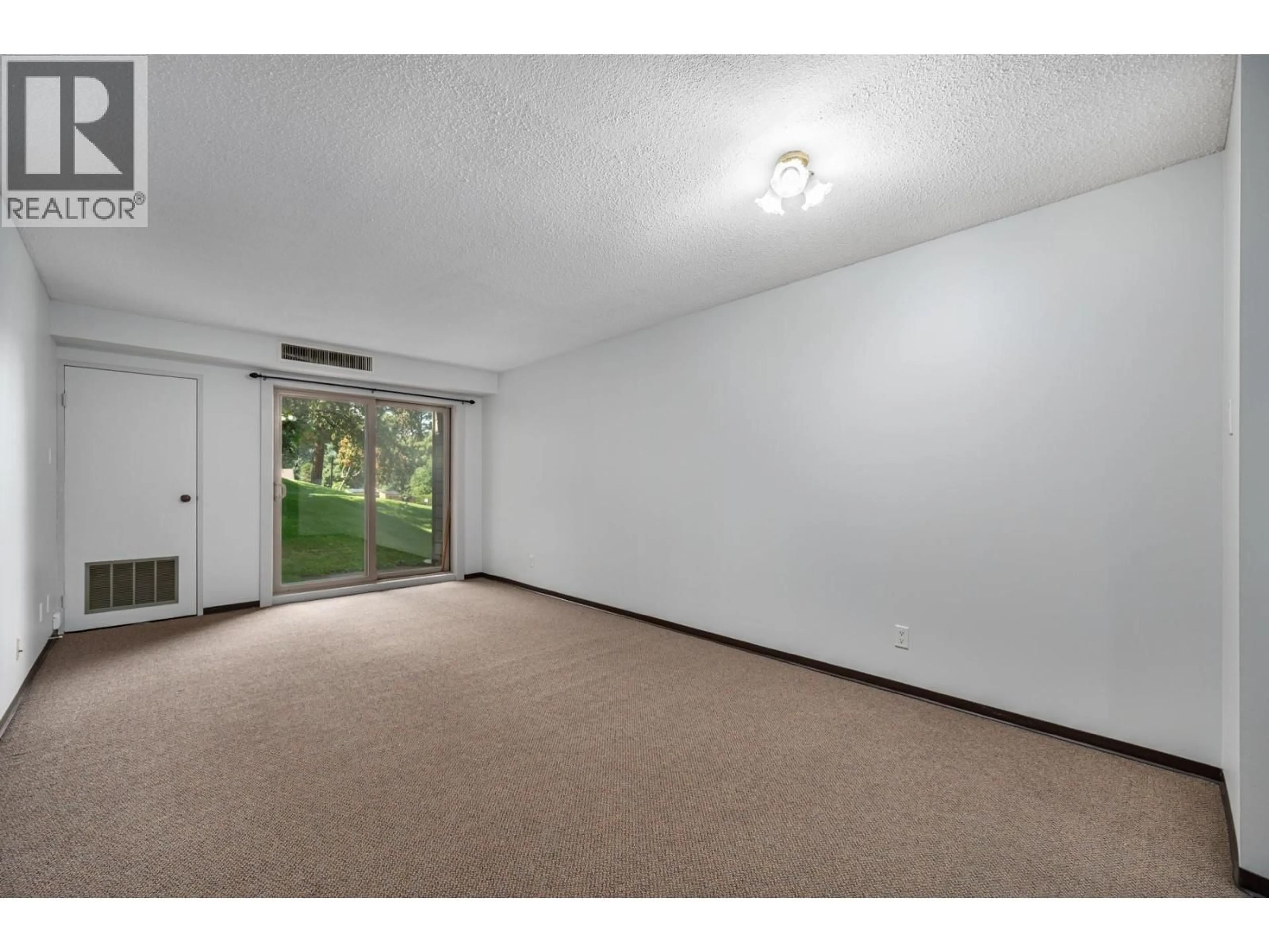 A pic of a room for 111 - 1560 SUMMIT DRIVE, Kamloops British Columbia V2E1R5