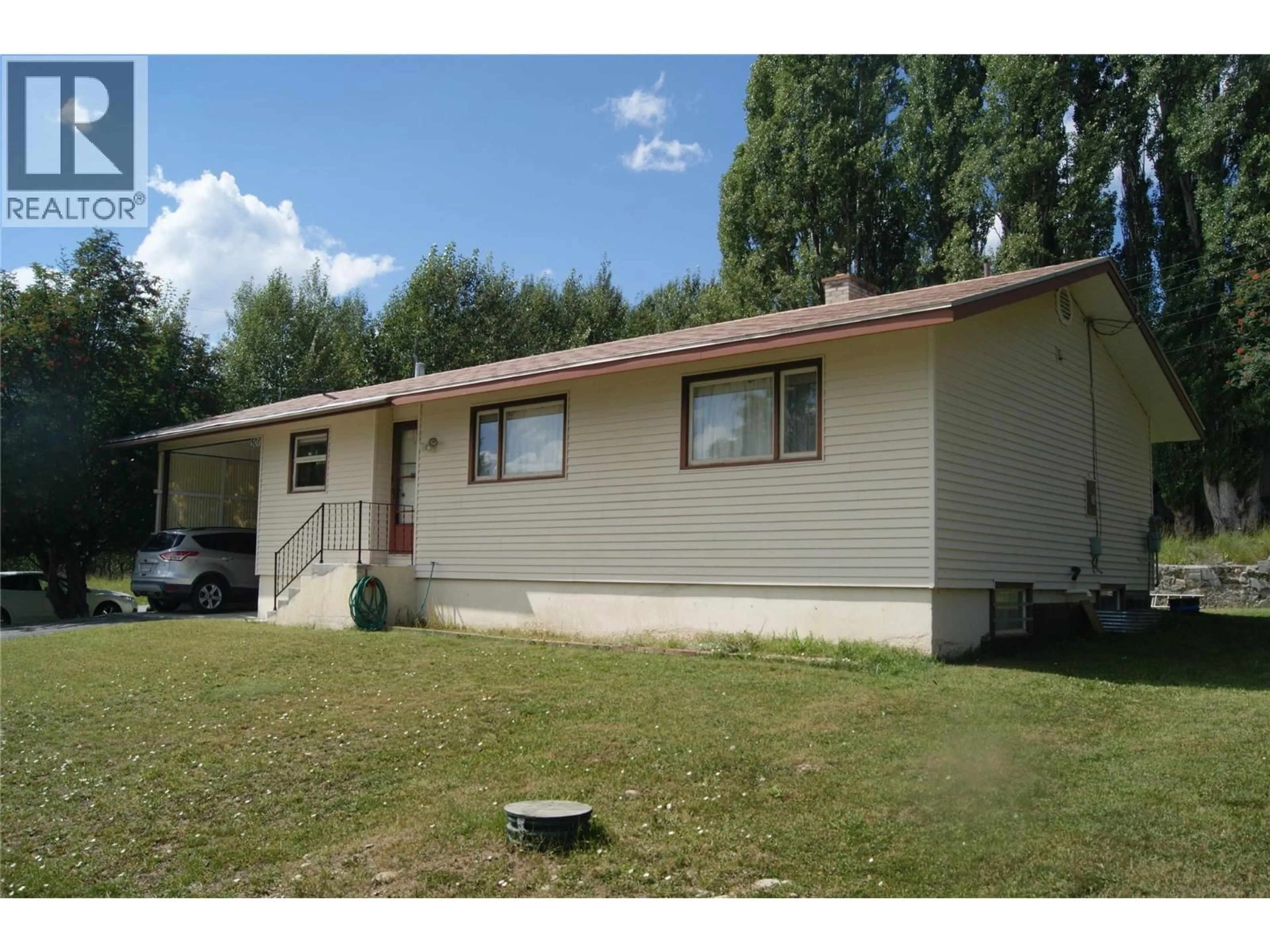 Home with vinyl exterior material, unknown for 501 TADANAC BOULEVARD, Kimberley British Columbia V1A2N3