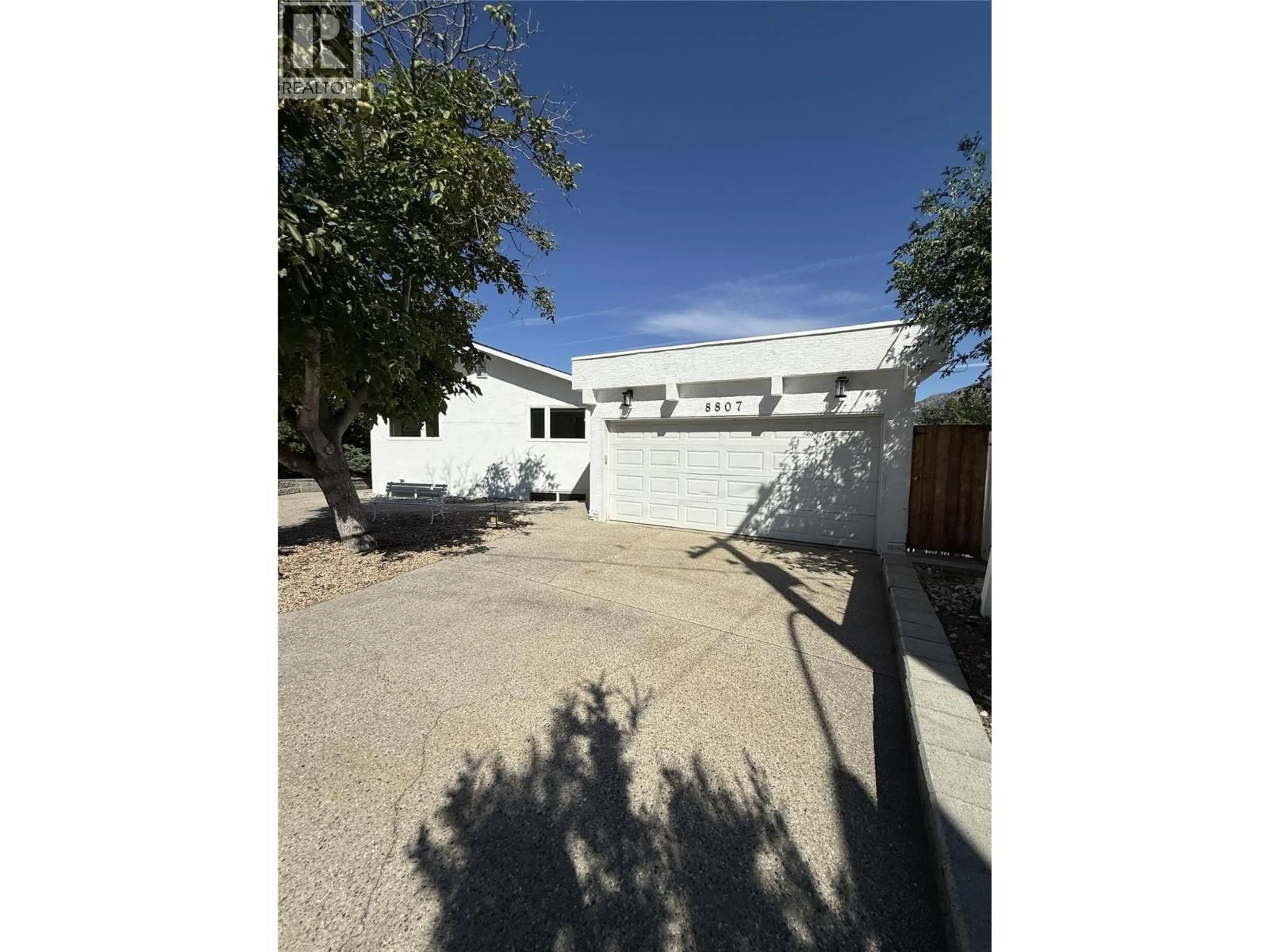 A pic from outside/outdoor area/front of a property/back of a property/a pic from drone, street for 8807 GALA CRESCENT, Osoyoos British Columbia V0H1V2