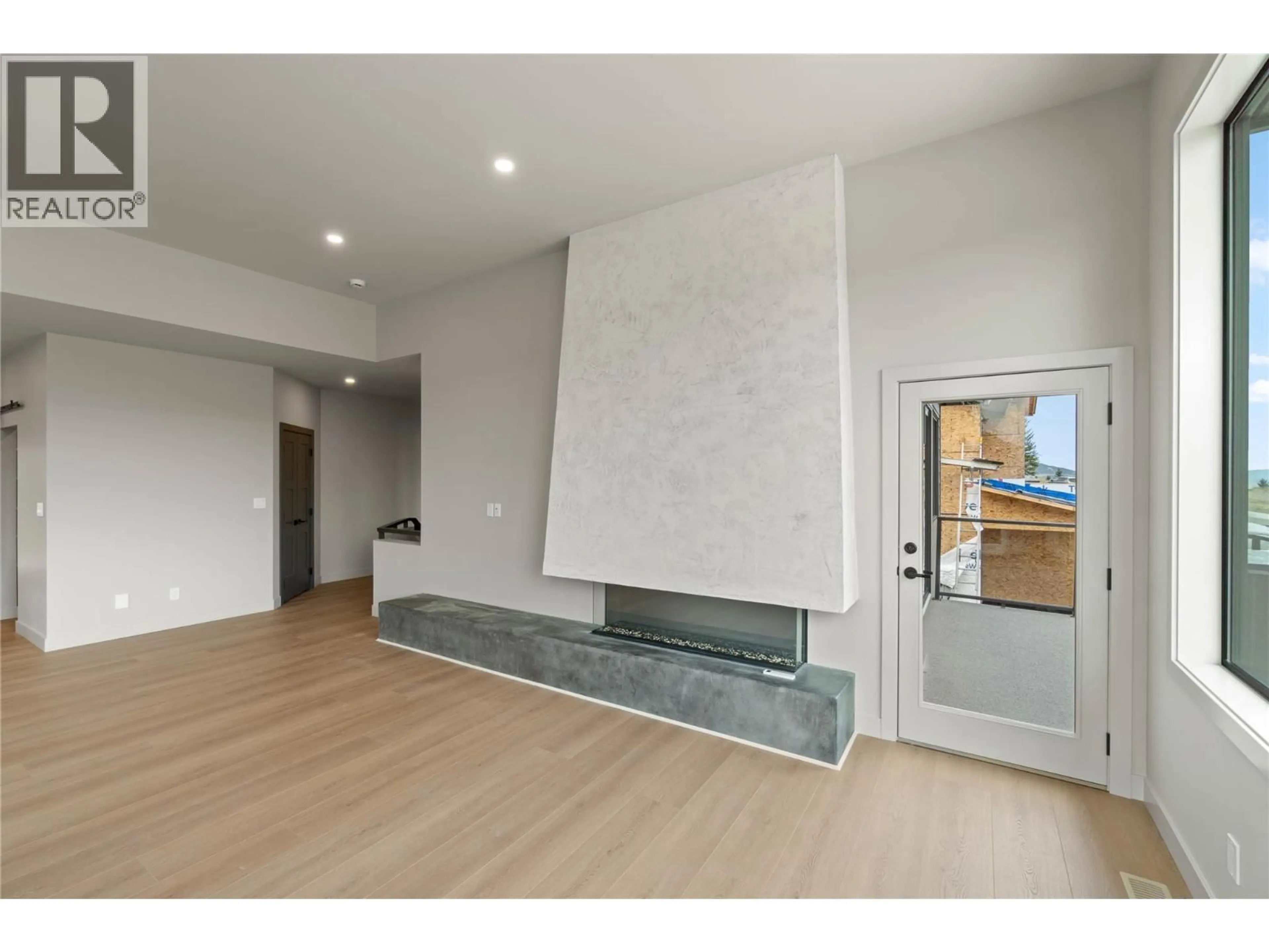 Unknown for 2256 COLDWATER DRIVE, Kamloops British Columbia V2E0E6