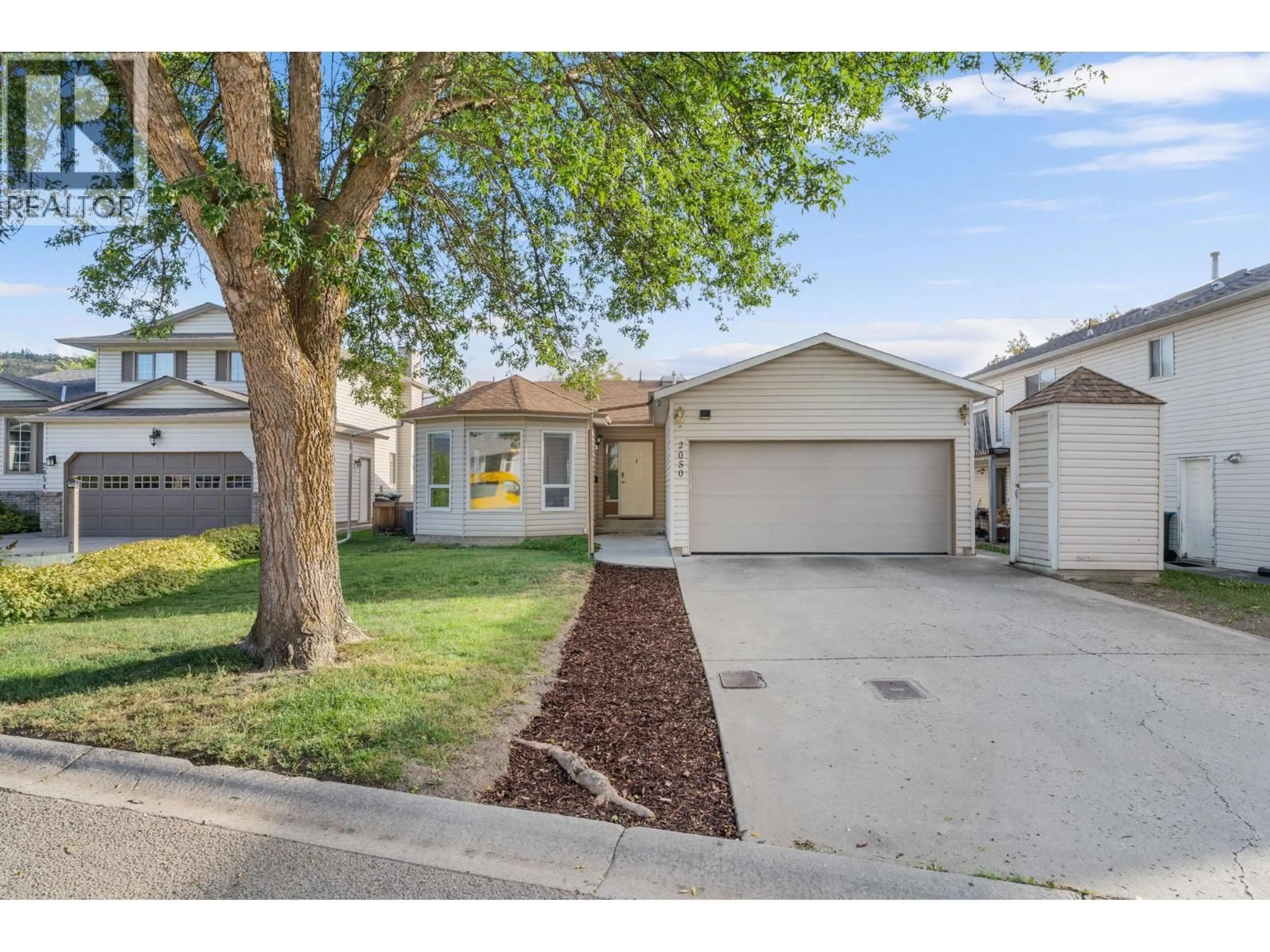 Unknown for 2050 ZINNIA ROAD, Kelowna British Columbia V1V1P5