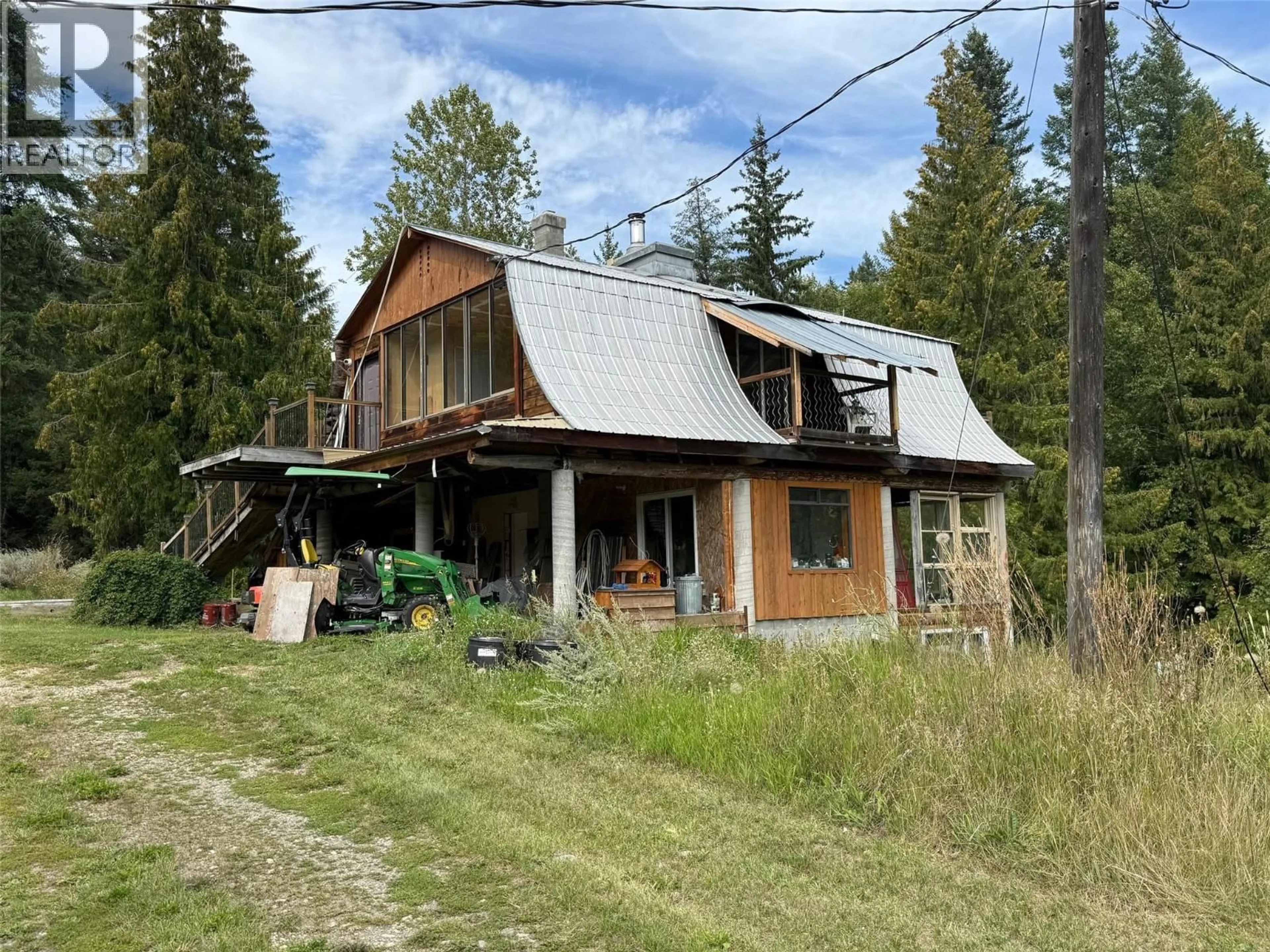 A pic from outside/outdoor area/front of a property/back of a property/a pic from drone, building for 4187 MCNAB ROAD, Little Fort British Columbia V0E2C0