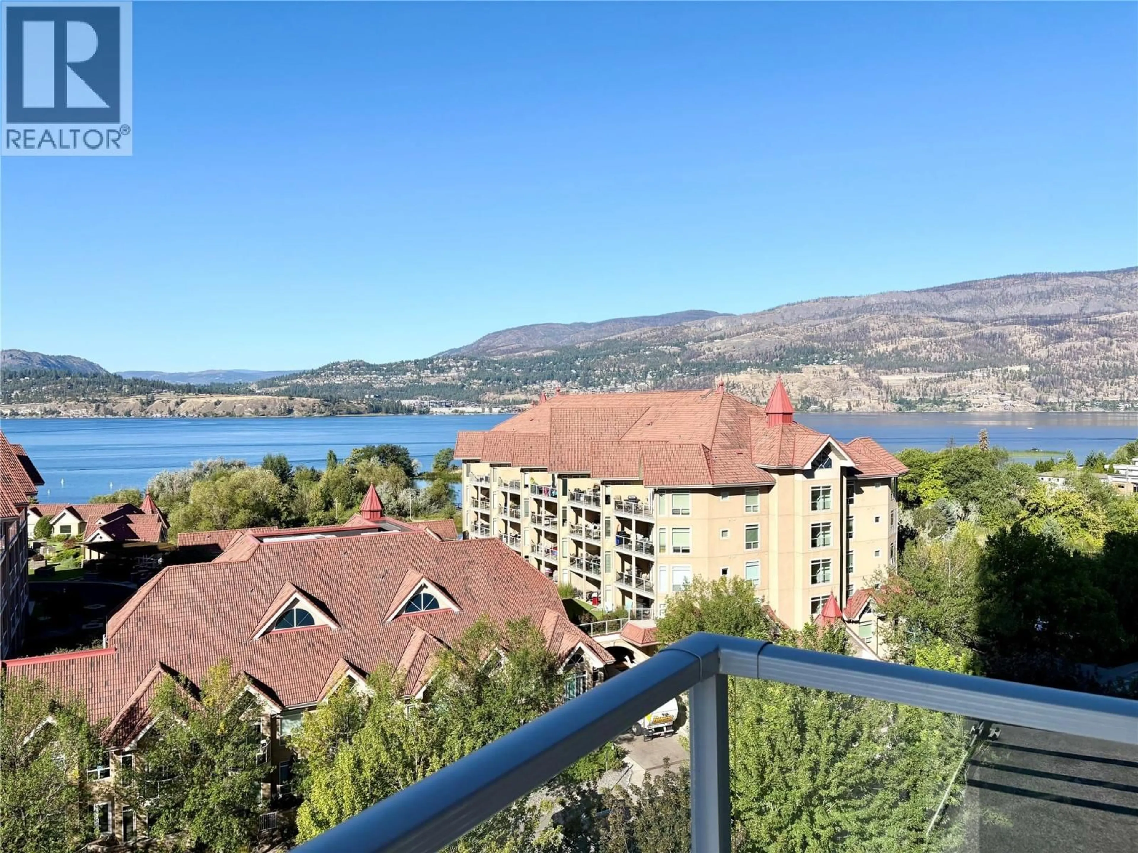 Balcony in the apartment, water/lake/river/ocean view for 906 - 1075 SUNSET DRIVE, Kelowna British Columbia V1Y9Y9