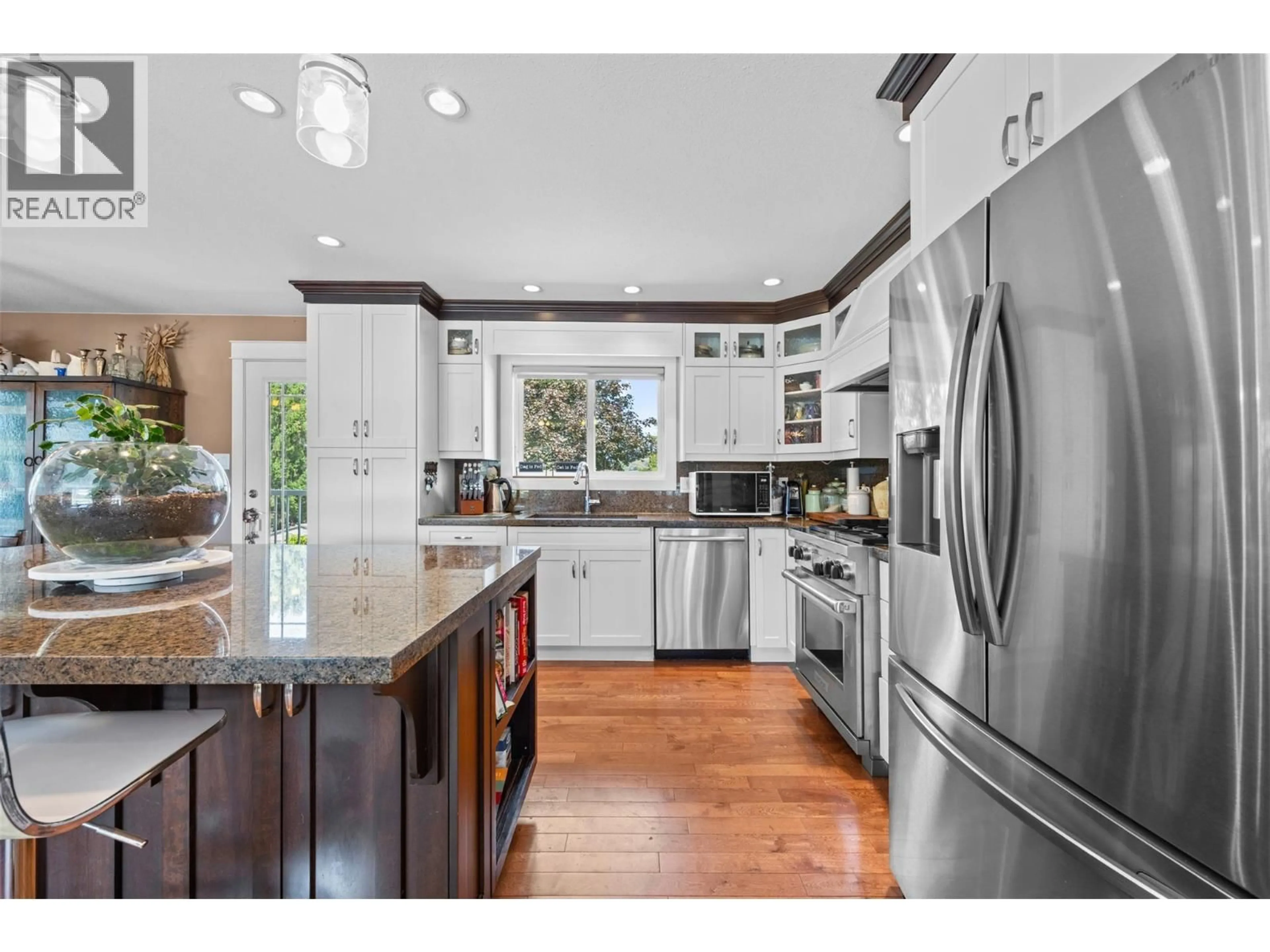 Open concept kitchen, ceramic/tile floor for 29 LEE AVENUE, Penticton British Columbia V2A3V7