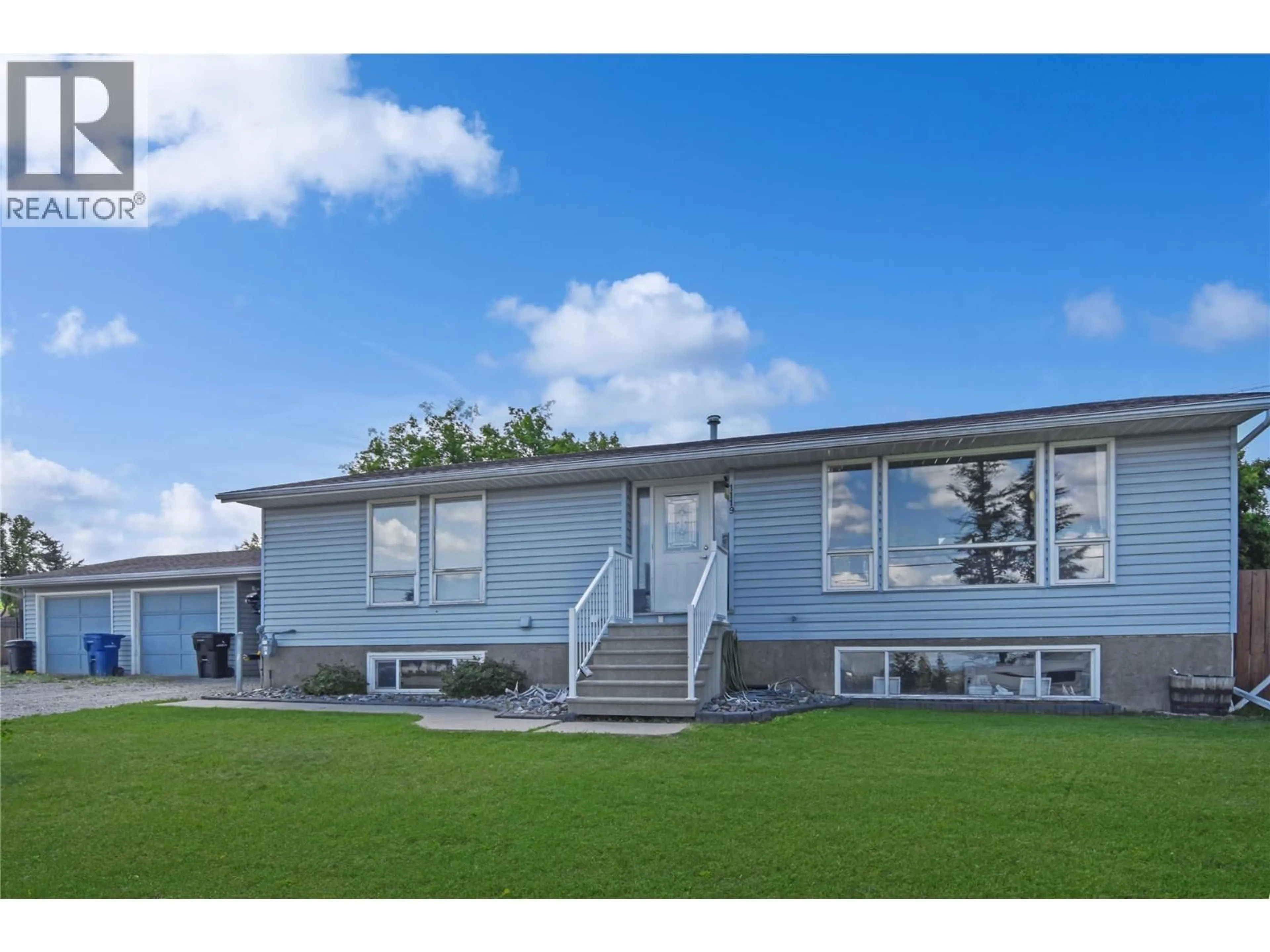 Home with vinyl exterior material, unknown for 1119 18TH  S STREET, Cranbrook British Columbia V1C4S1