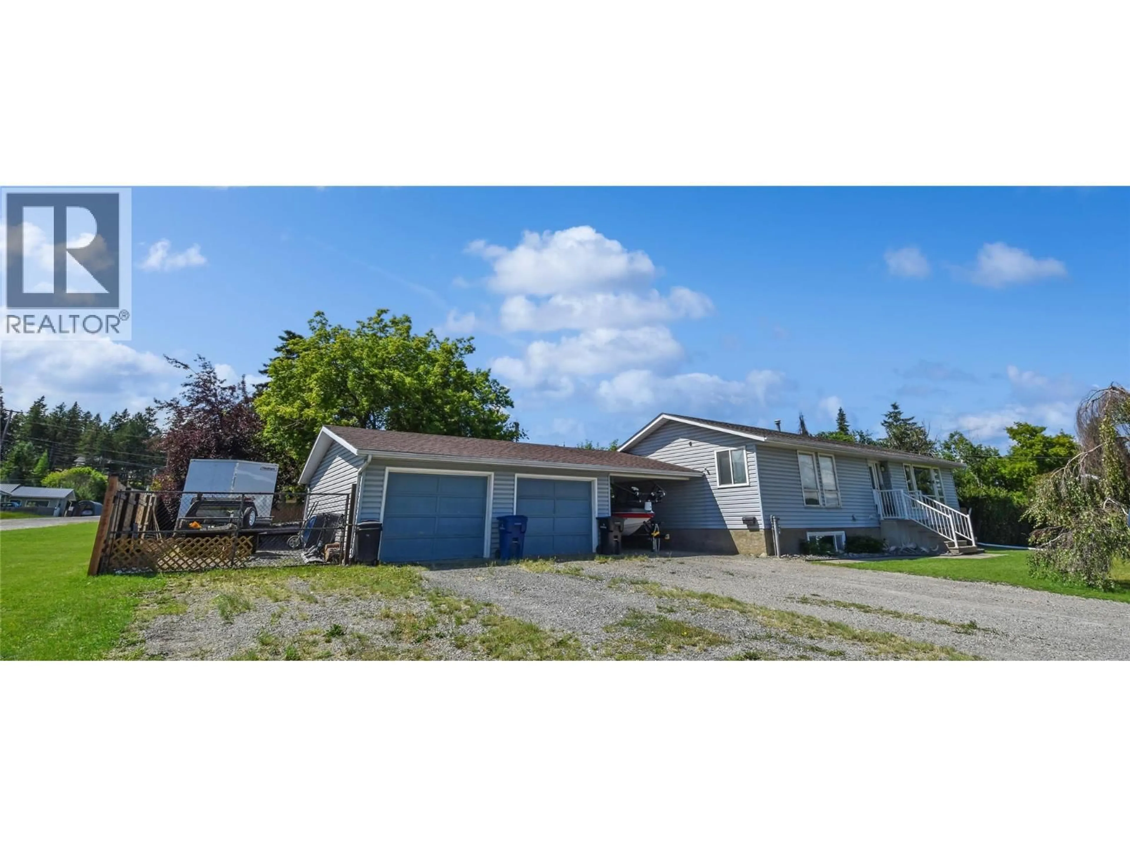 A pic from outside/outdoor area/front of a property/back of a property/a pic from drone, street for 1119 18TH  S STREET, Cranbrook British Columbia V1C4S1