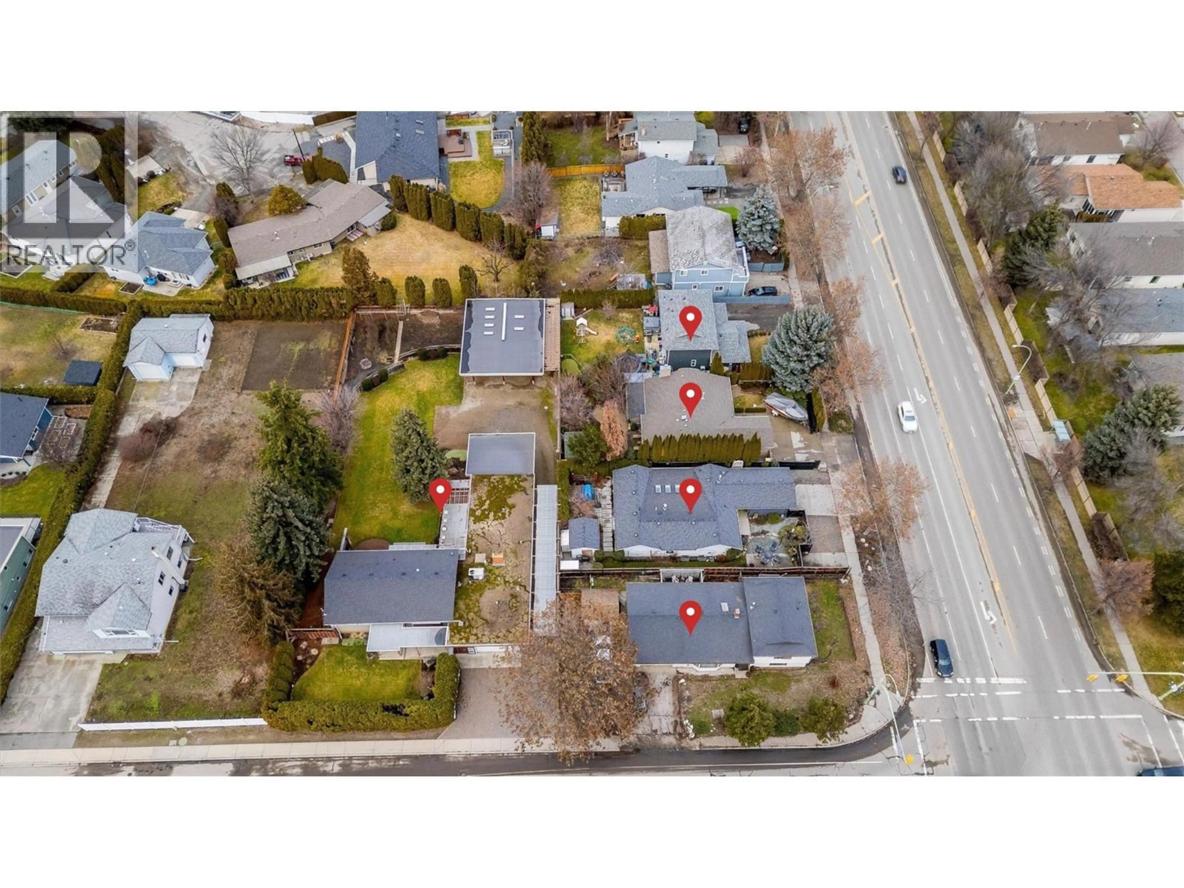 A pic from outside/outdoor area/front of a property/back of a property/a pic from drone, street for 2670 GORDON DRIVE, Kelowna British Columbia V1W3R2