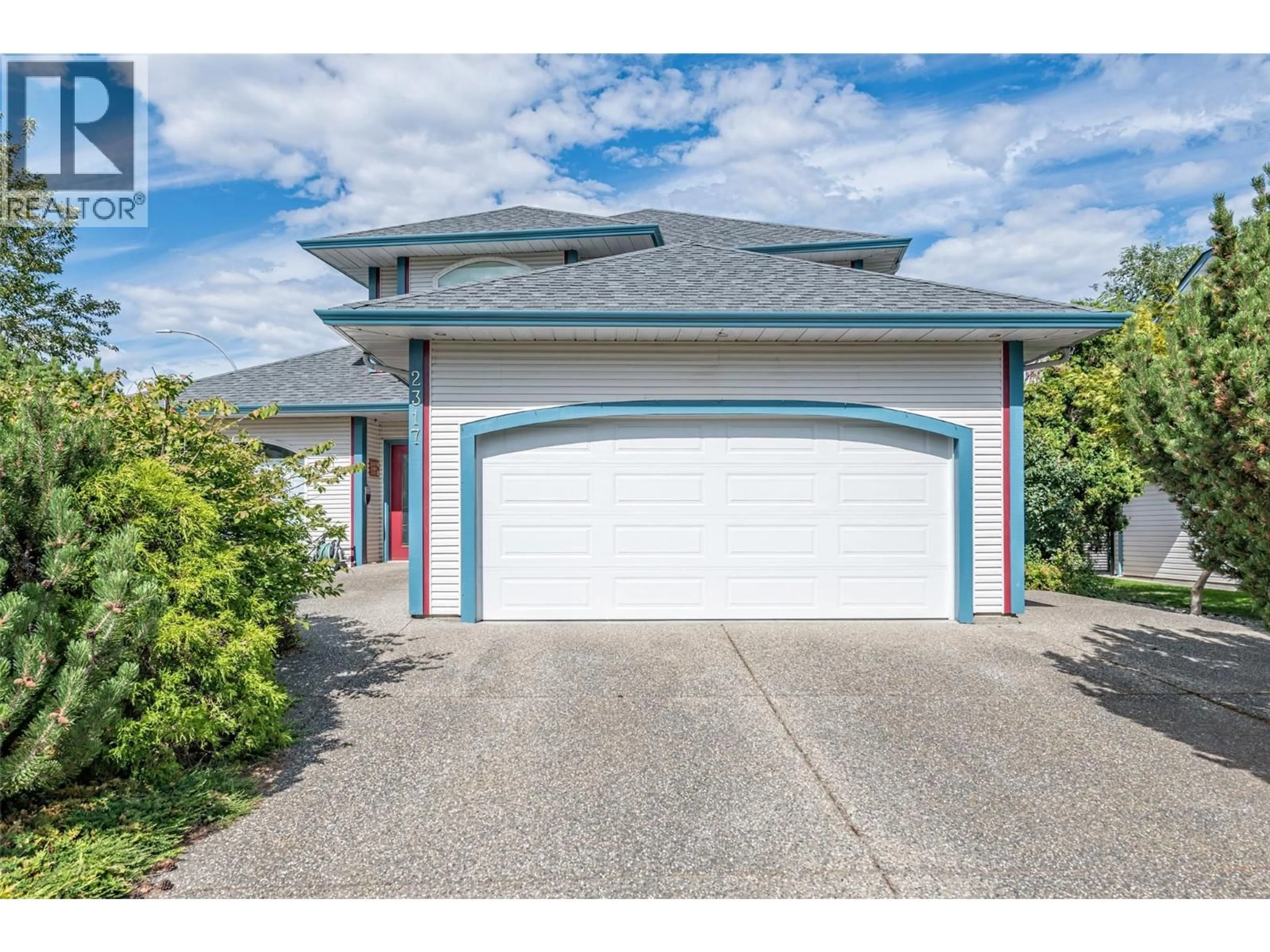 Indoor garage for 2317 TEAL PLACE, Vernon British Columbia V1H1R1
