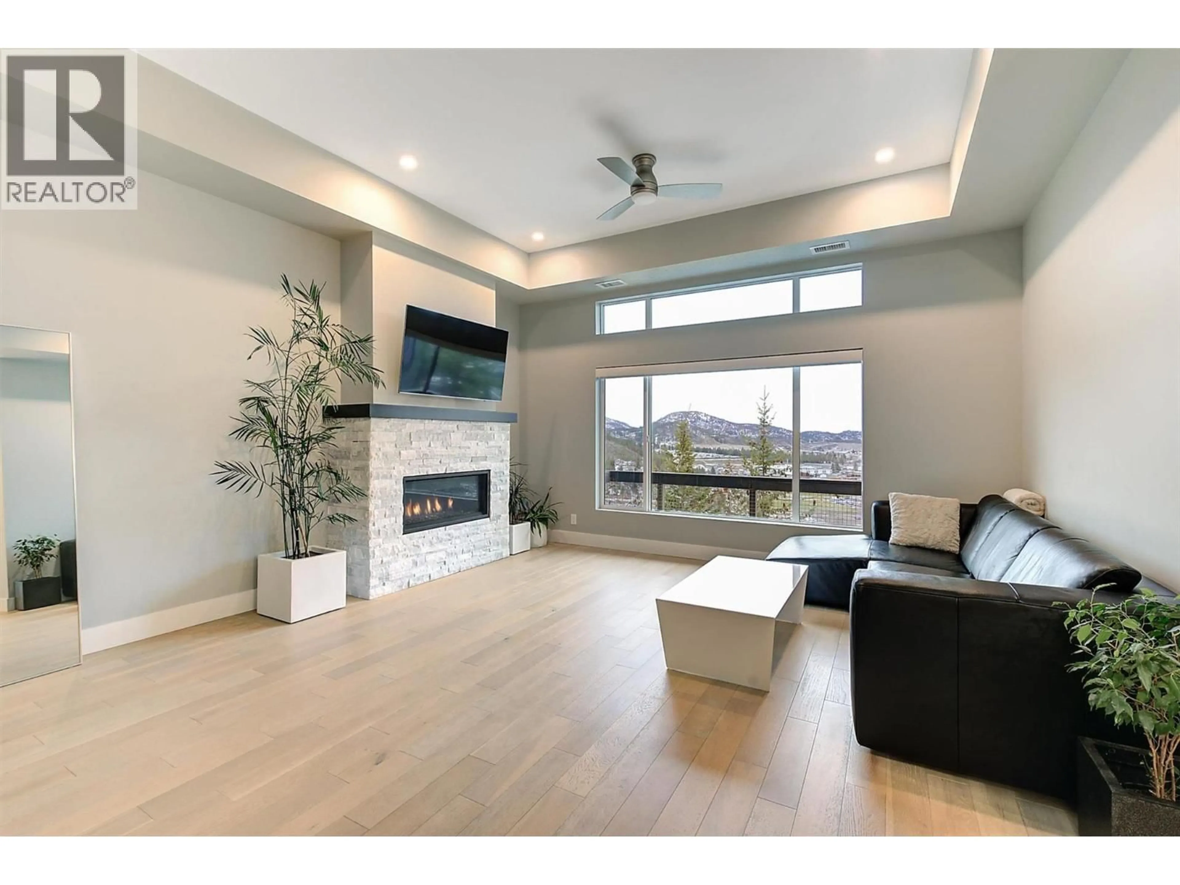 Living room with furniture, unknown for 20 - 2161 UPPER SUNDANCE DRIVE, West Kelowna British Columbia V4T3M9