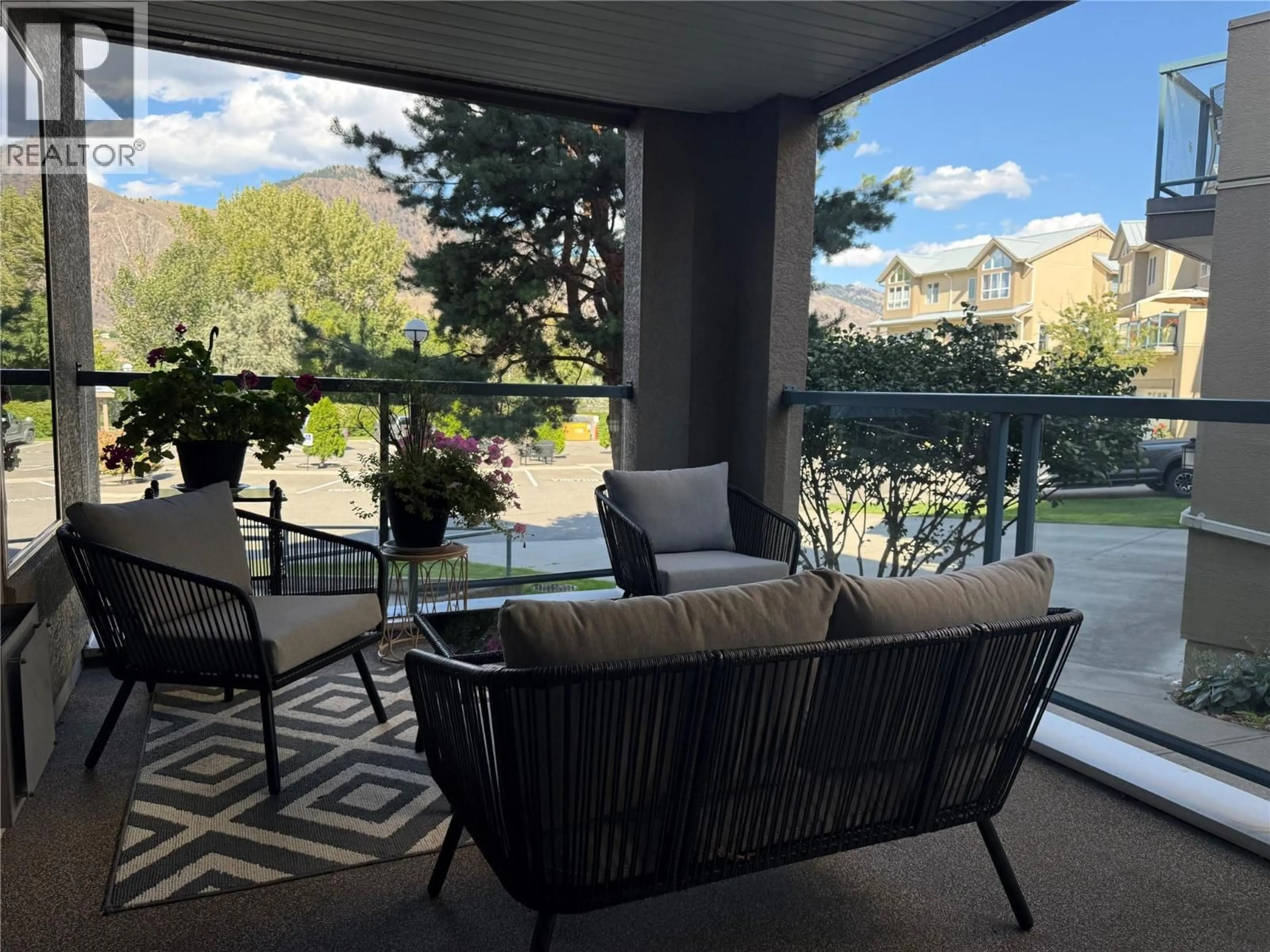 Patio, water/lake/river/ocean view for 108 - 970 LORNE STREET, Kamloops British Columbia V2C1W9