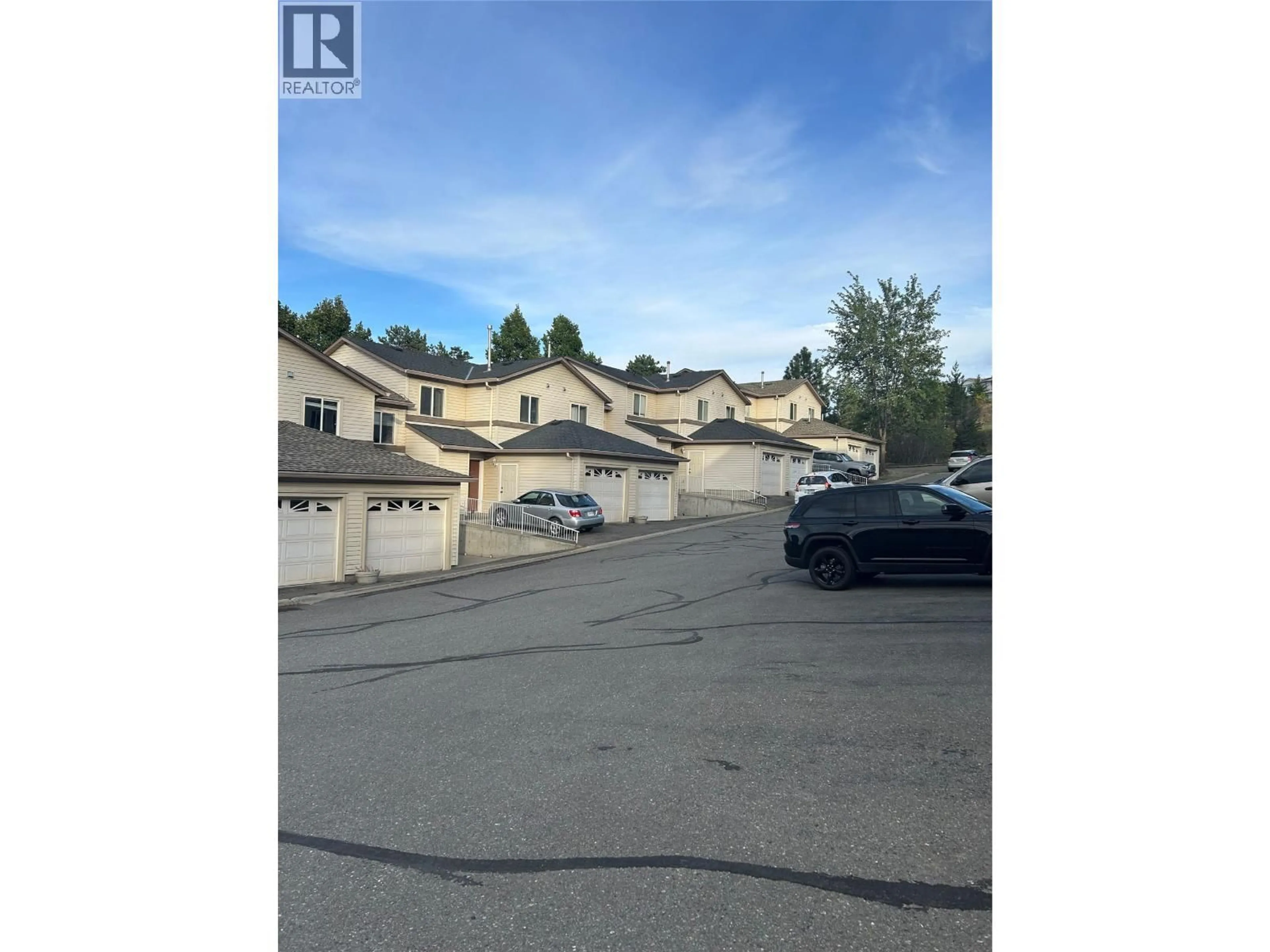 Parking for 106 - 1990 PACIFIC WAY, Kamloops British Columbia v1s1w3