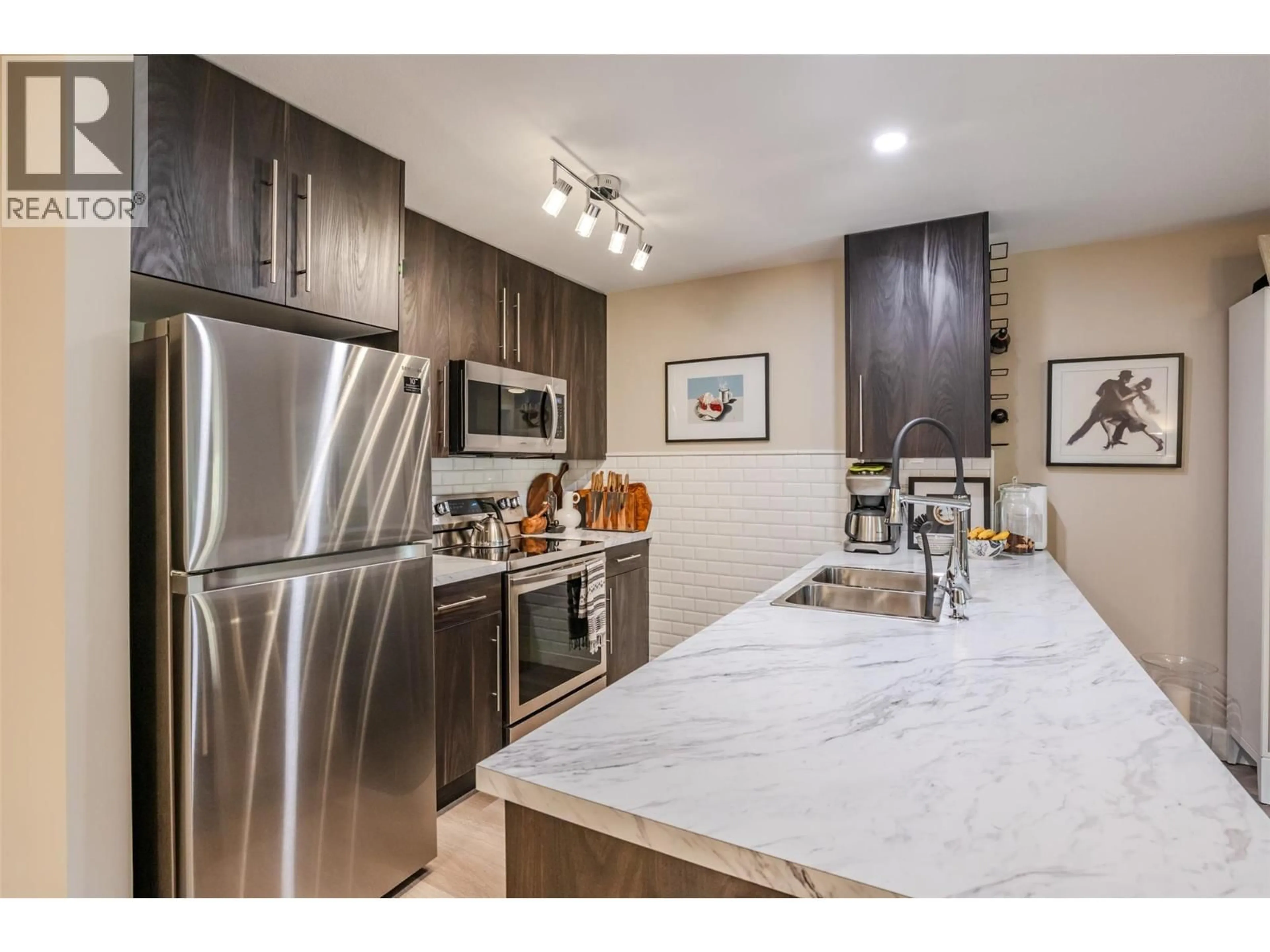 Open concept kitchen, unknown for 316 - 256 HASTINGS AVENUE, Penticton British Columbia V2A2V6