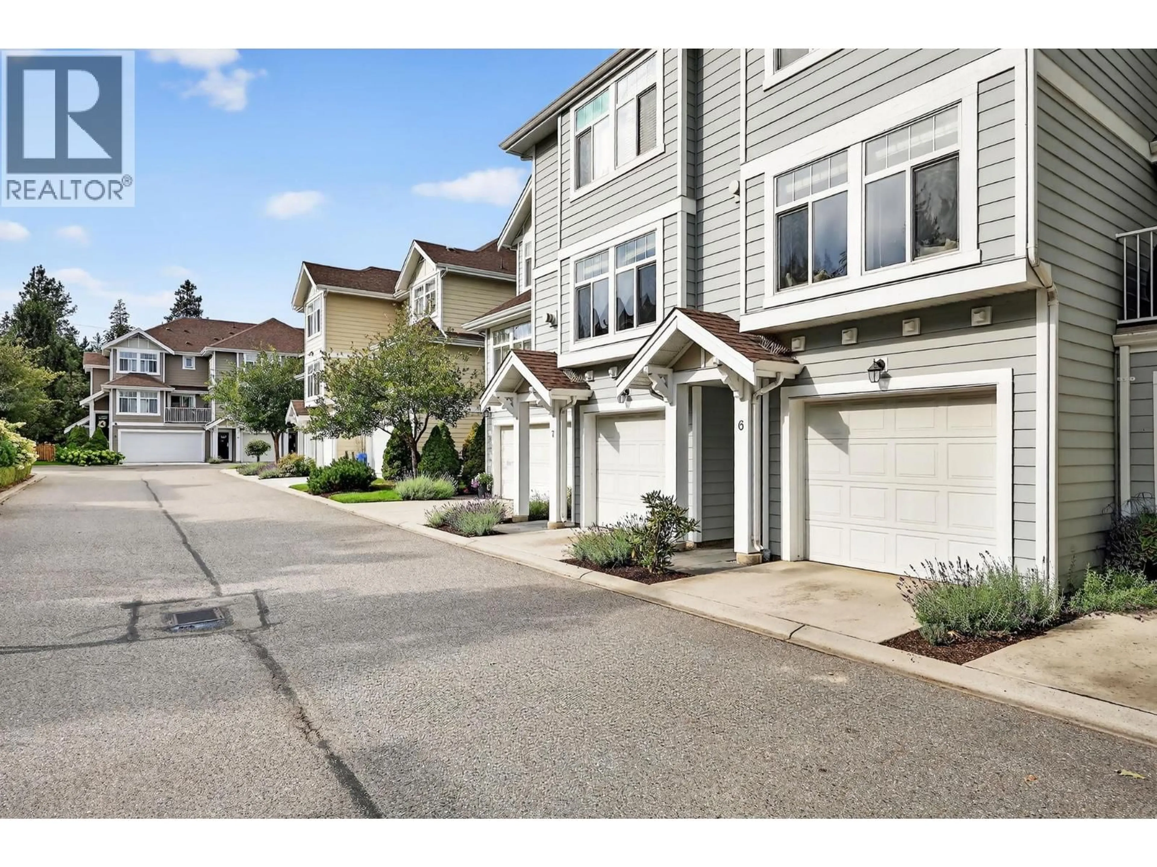 Unknown for 6 - 1853 PARKVIEW CRESCENT, Kelowna British Columbia V1X8A3