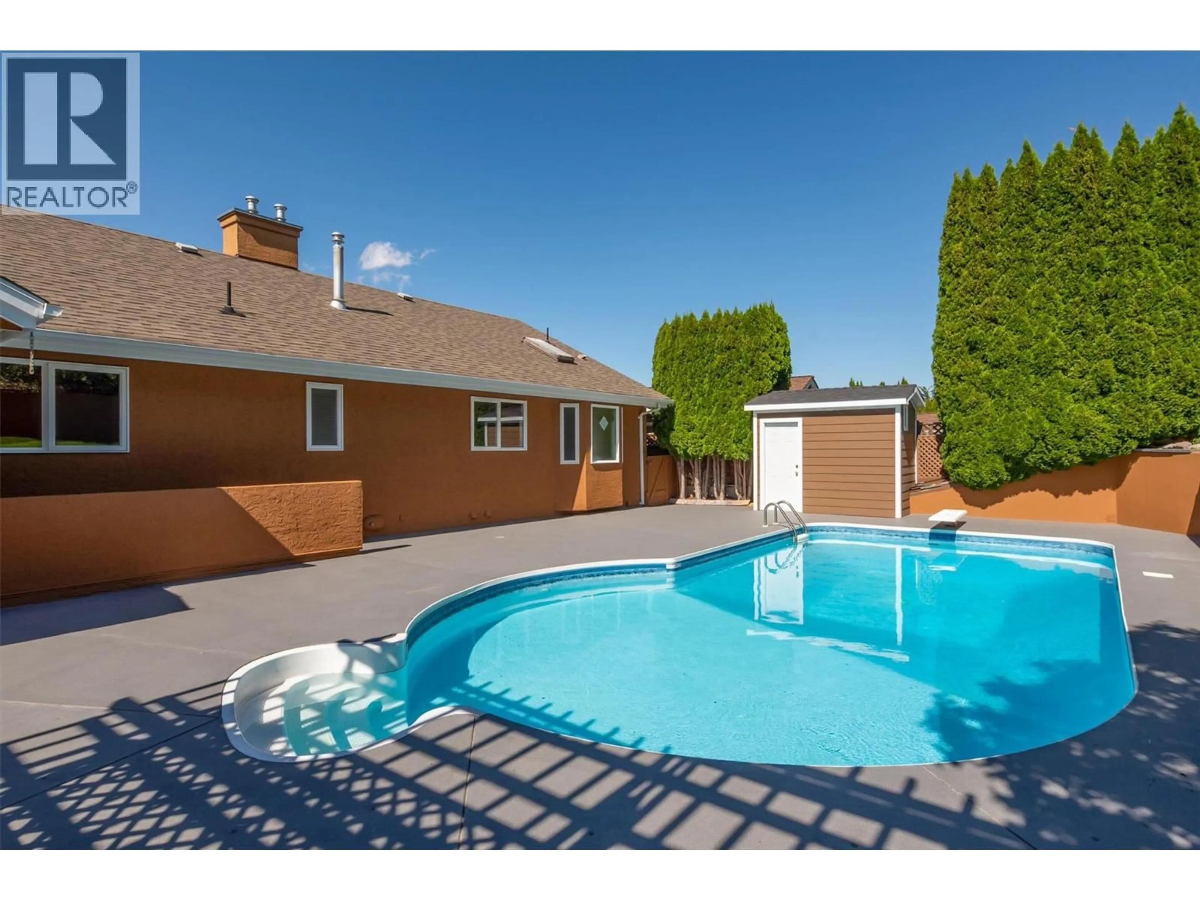 Pool for 343 STELLAR DRIVE, Kelowna British Columbia V1W4K6