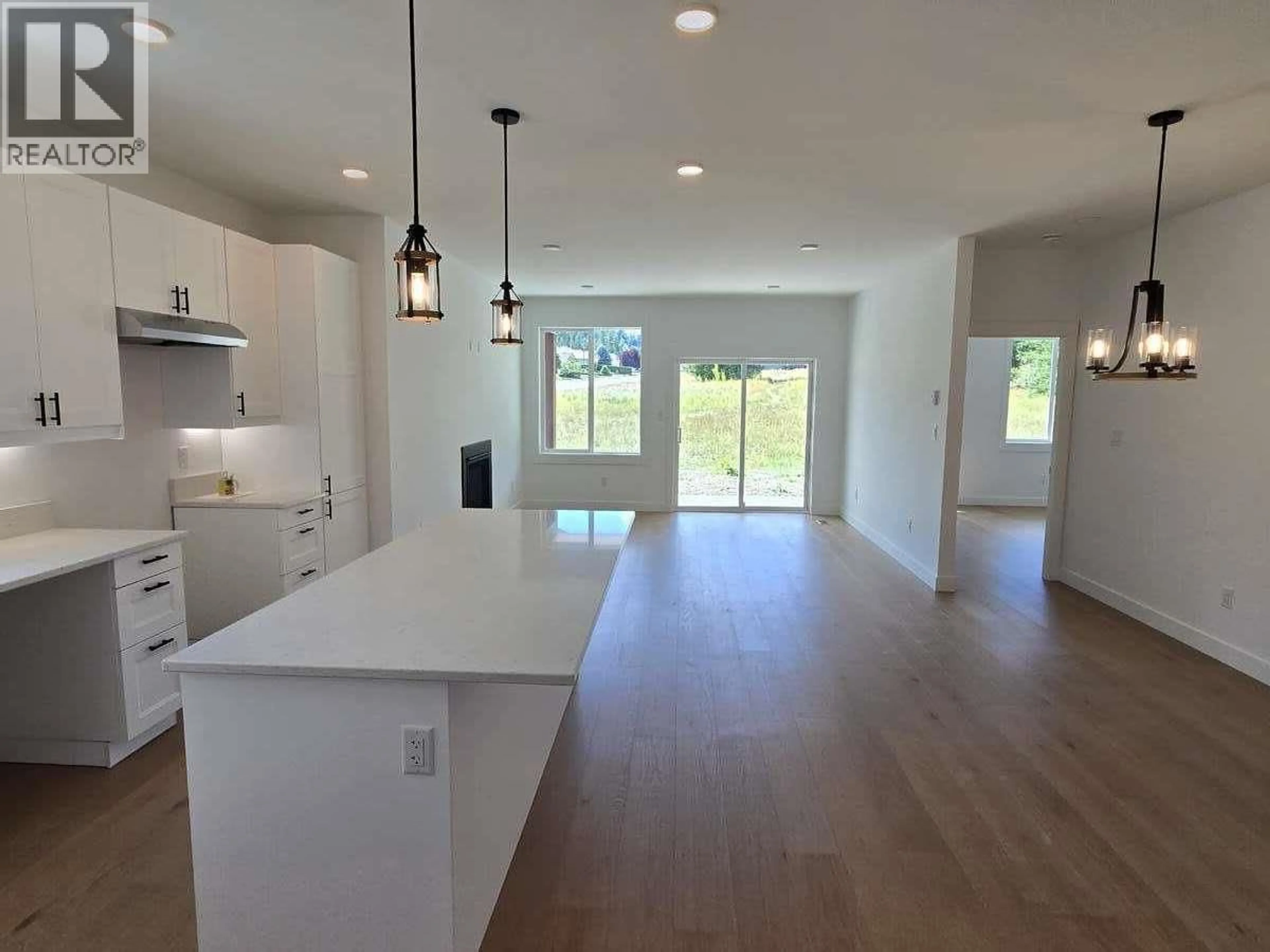 Open concept kitchen, unknown for 30 - 2715 GOLF COURSE DRIVE, Blind Bay British Columbia V0E1H2