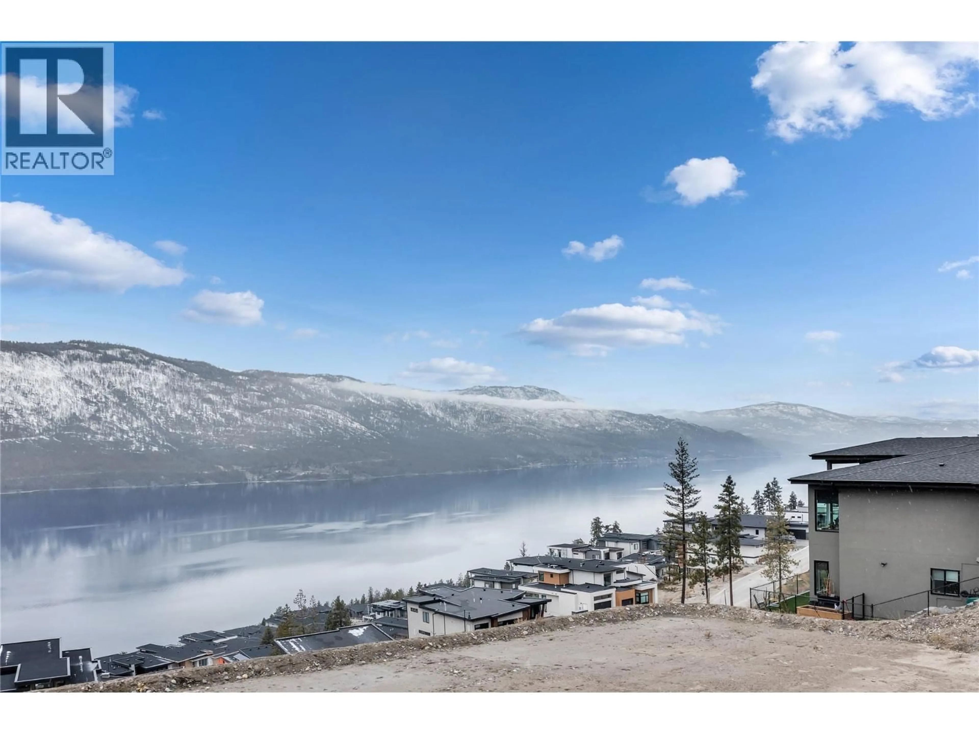 Blurry image for 3700 MCKINLEY BEACH DRIVE, Kelowna British Columbia V1V1G2