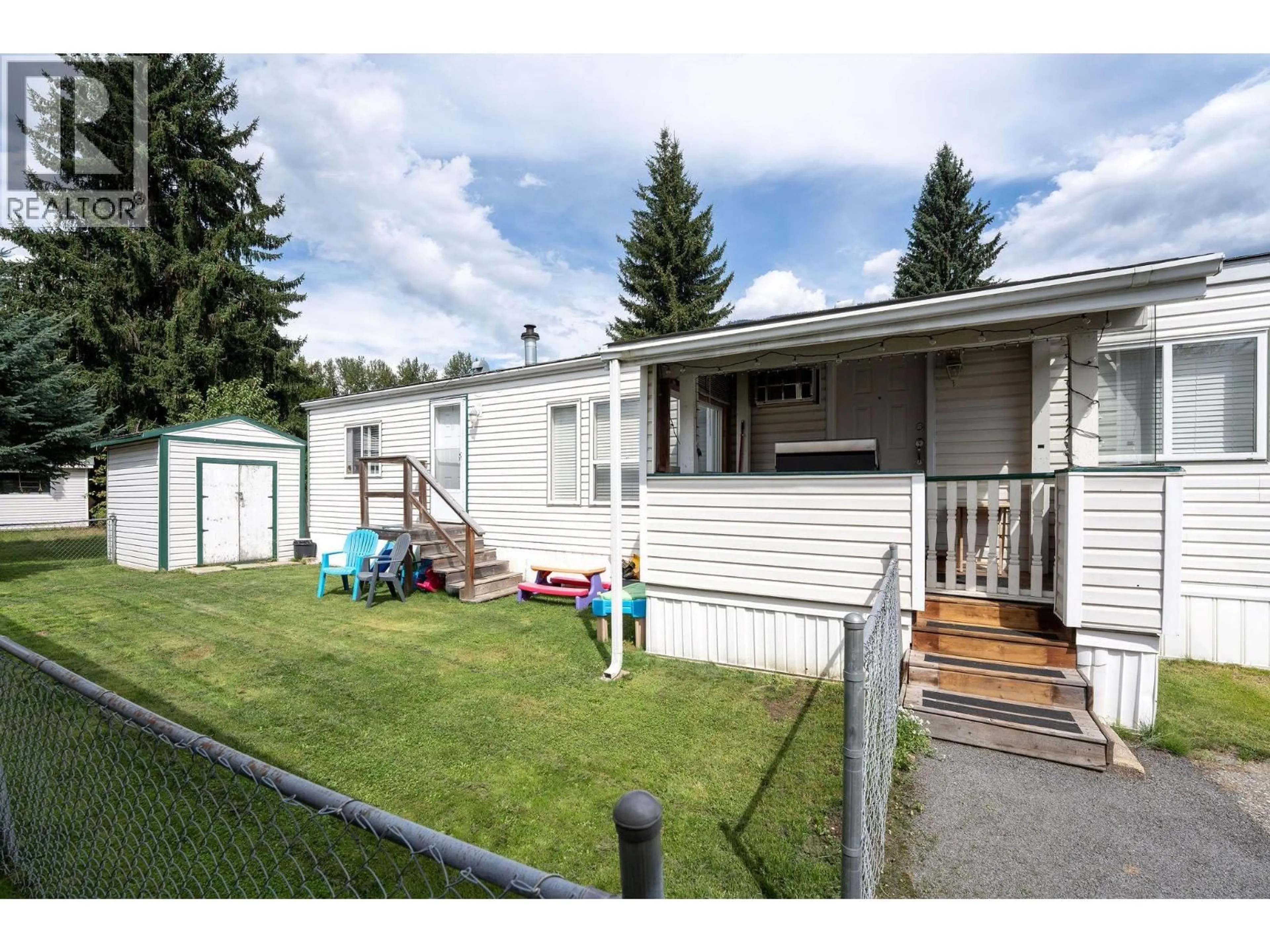 Home with vinyl exterior material, mountain view for 6 - 1200 OSCAR STREET, Revelstoke British Columbia V0E2S0