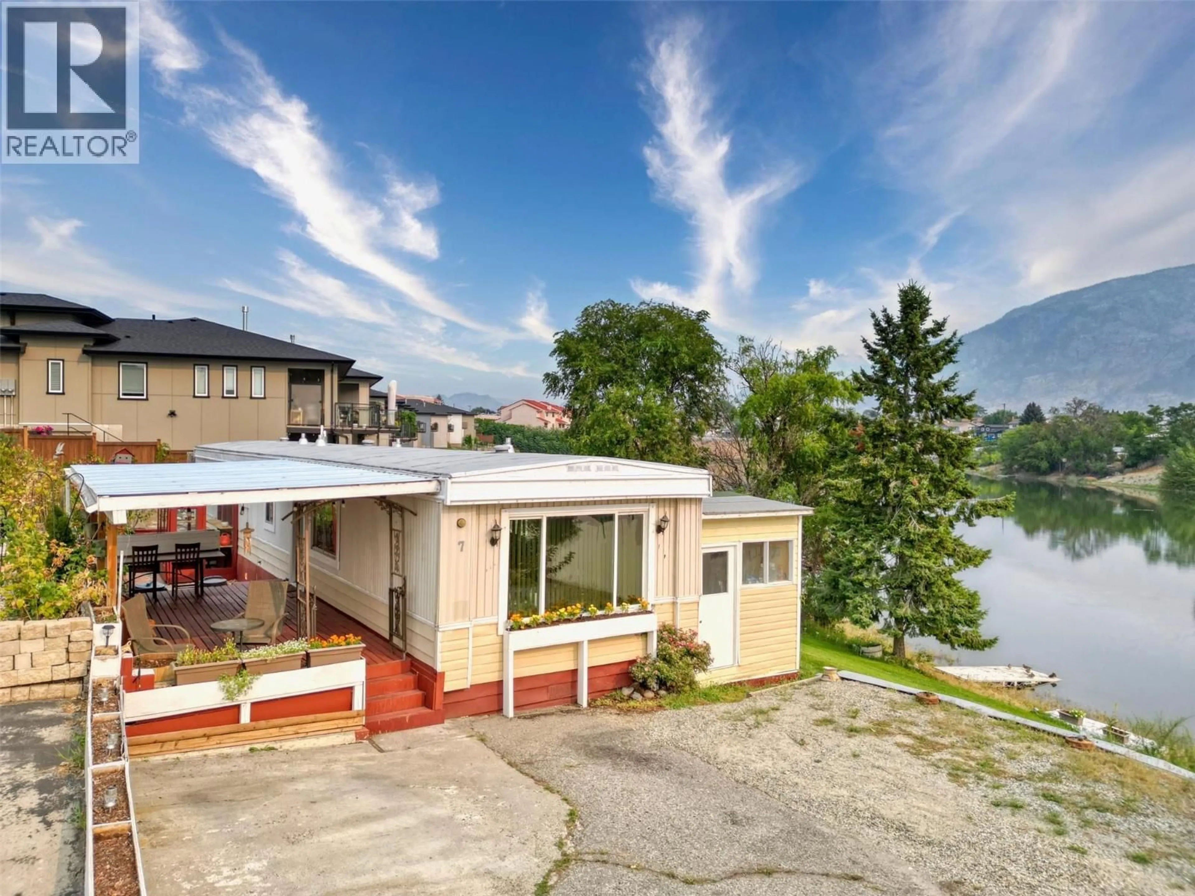 A pic from outside/outdoor area/front of a property/back of a property/a pic from drone, water/lake/river/ocean view for 7 - 9106 MAIN STREET STREET, Osoyoos British Columbia V0H1V0