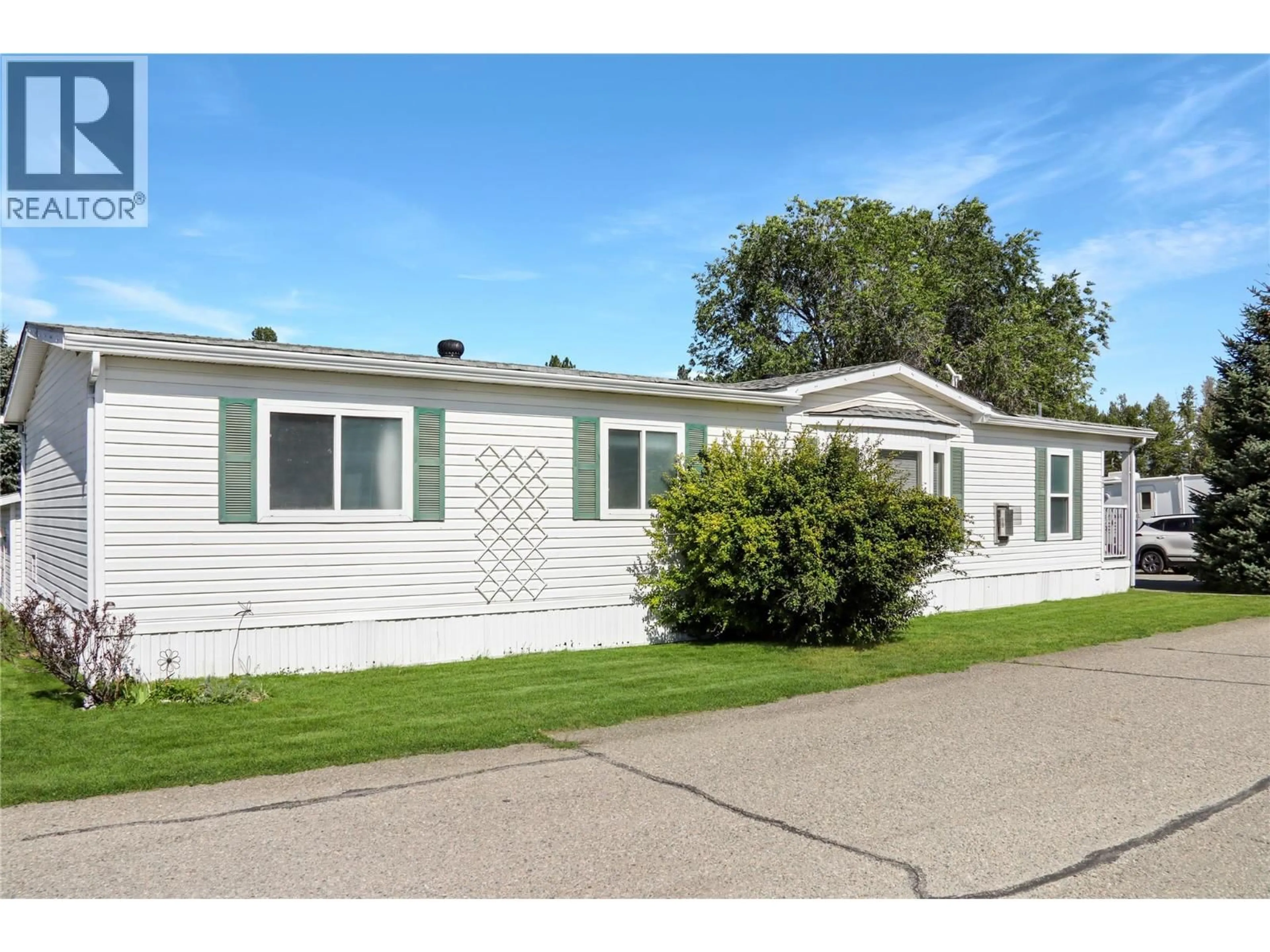 Home with vinyl exterior material, street for 72 - 263 HWY 3 HIGHWAY, Princeton British Columbia V0X1W0