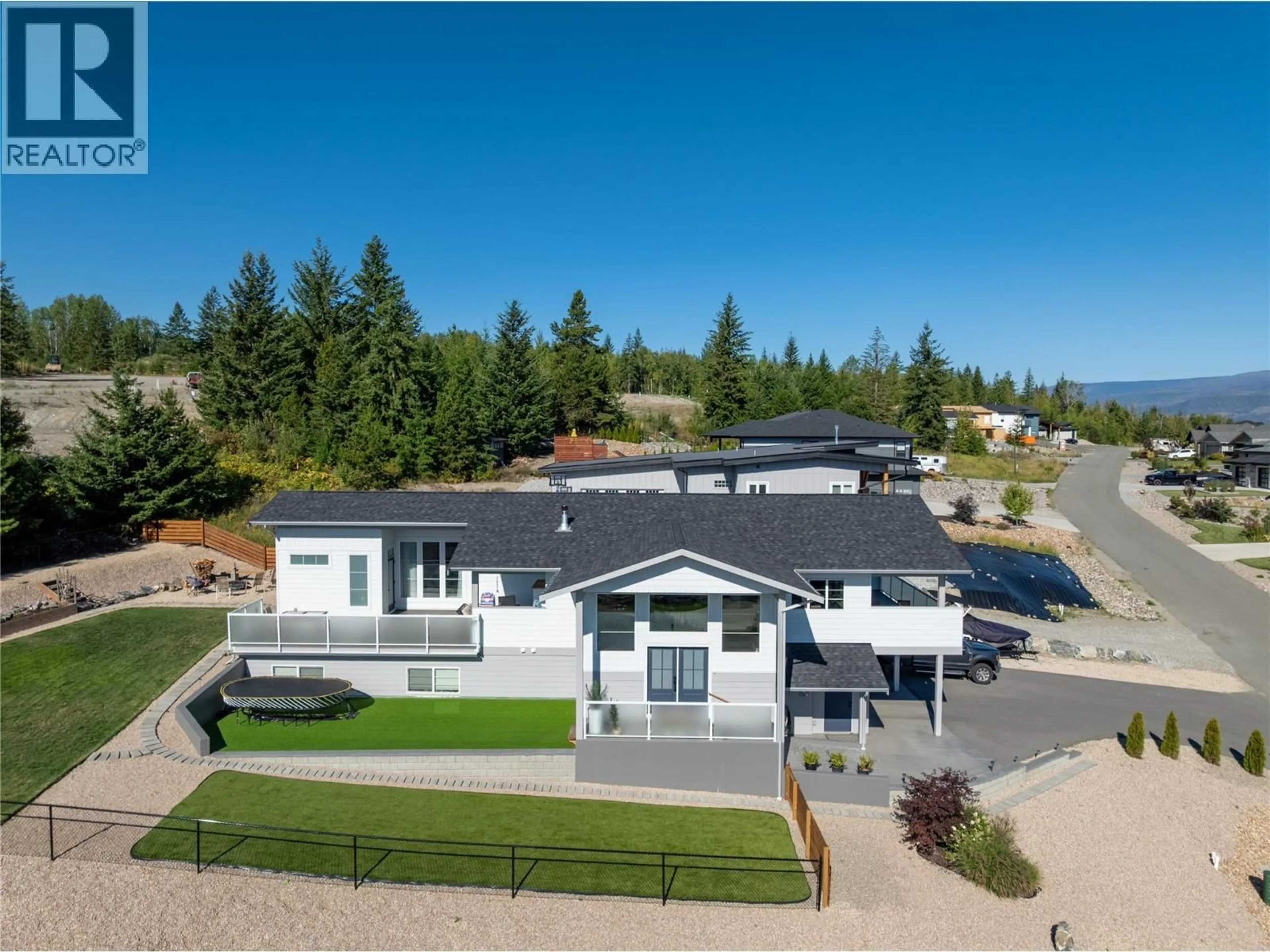 A pic from outside/outdoor area/front of a property/back of a property/a pic from drone, mountain view for 2521 PANORAMIC WAY, Blind Bay British Columbia V0E1H0