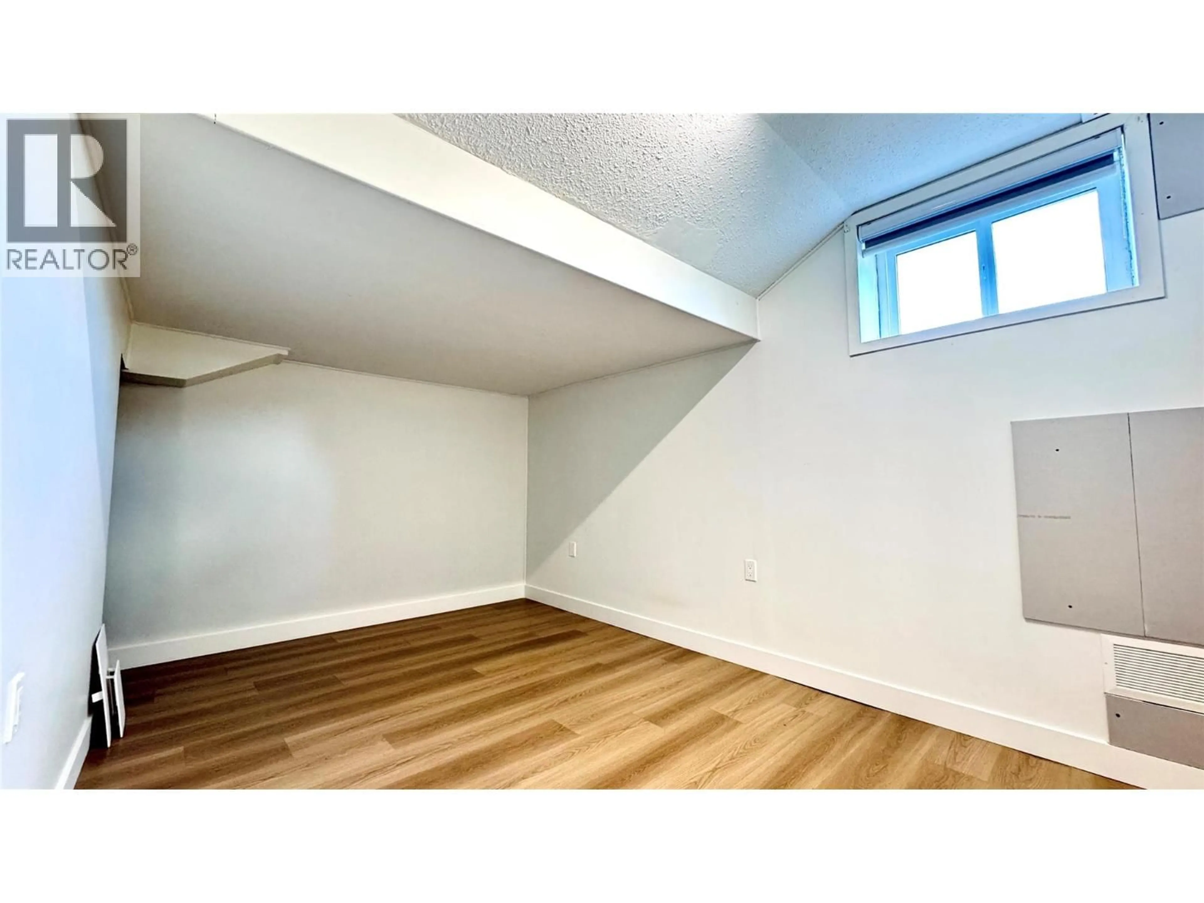 A pic of a room for 731 CUMBERLAND AVENUE, Kamloops British Columbia V2B8E4