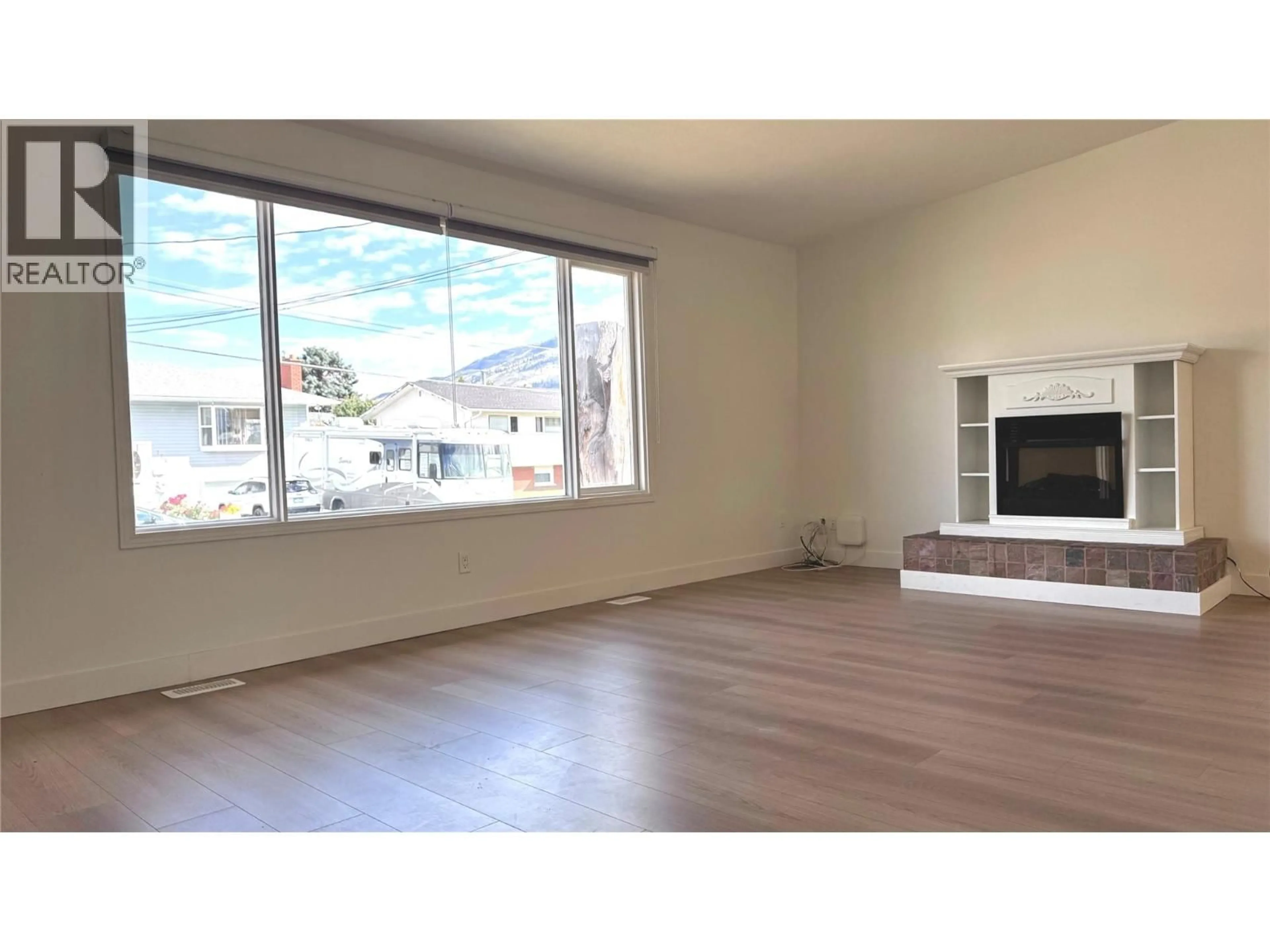 A pic of a room for 731 CUMBERLAND AVENUE, Kamloops British Columbia V2B8E4