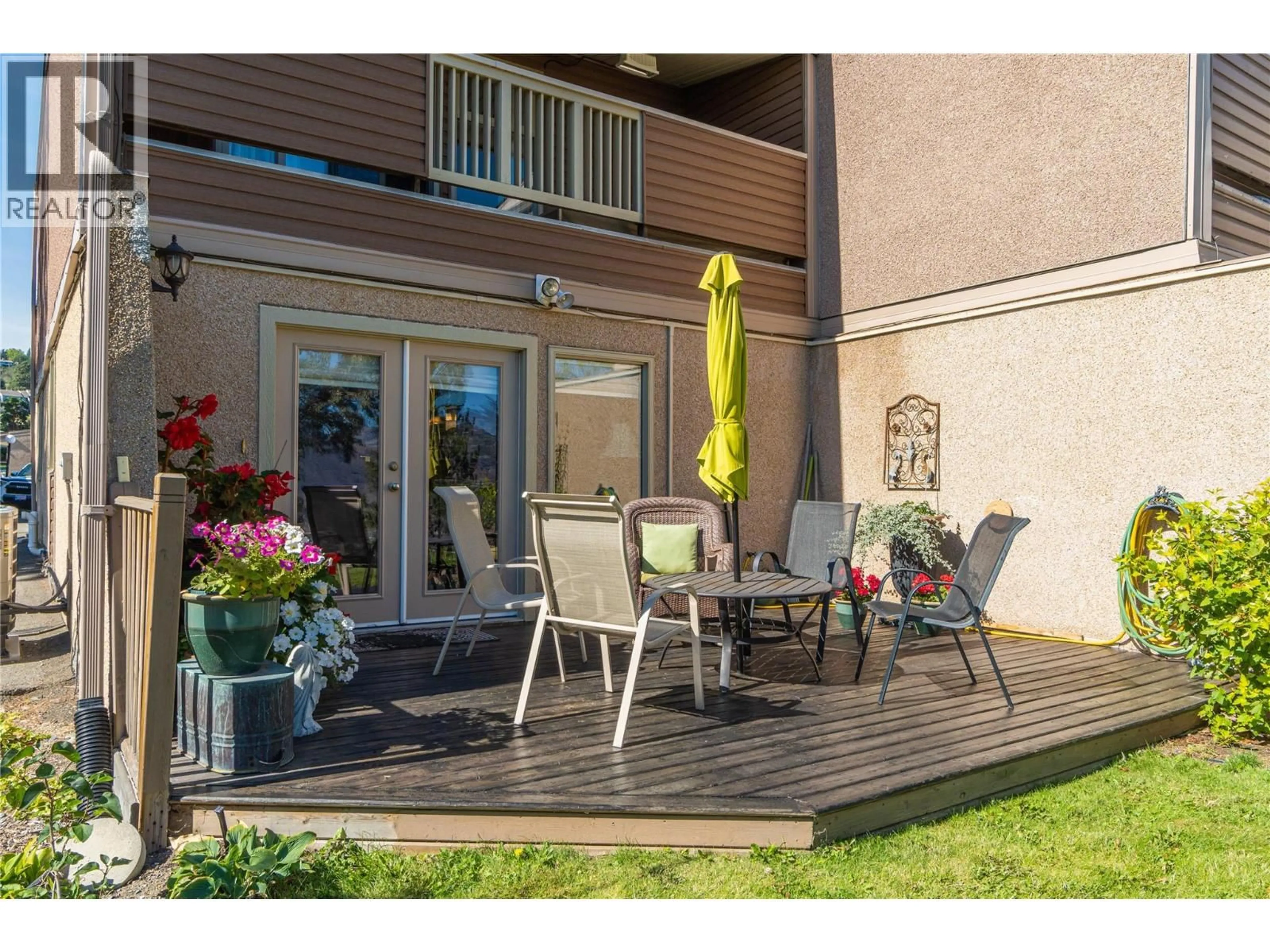 Patio, street for 12 - 1555 SUMMIT DRIVE, Kamloops British Columbia V2E1E9
