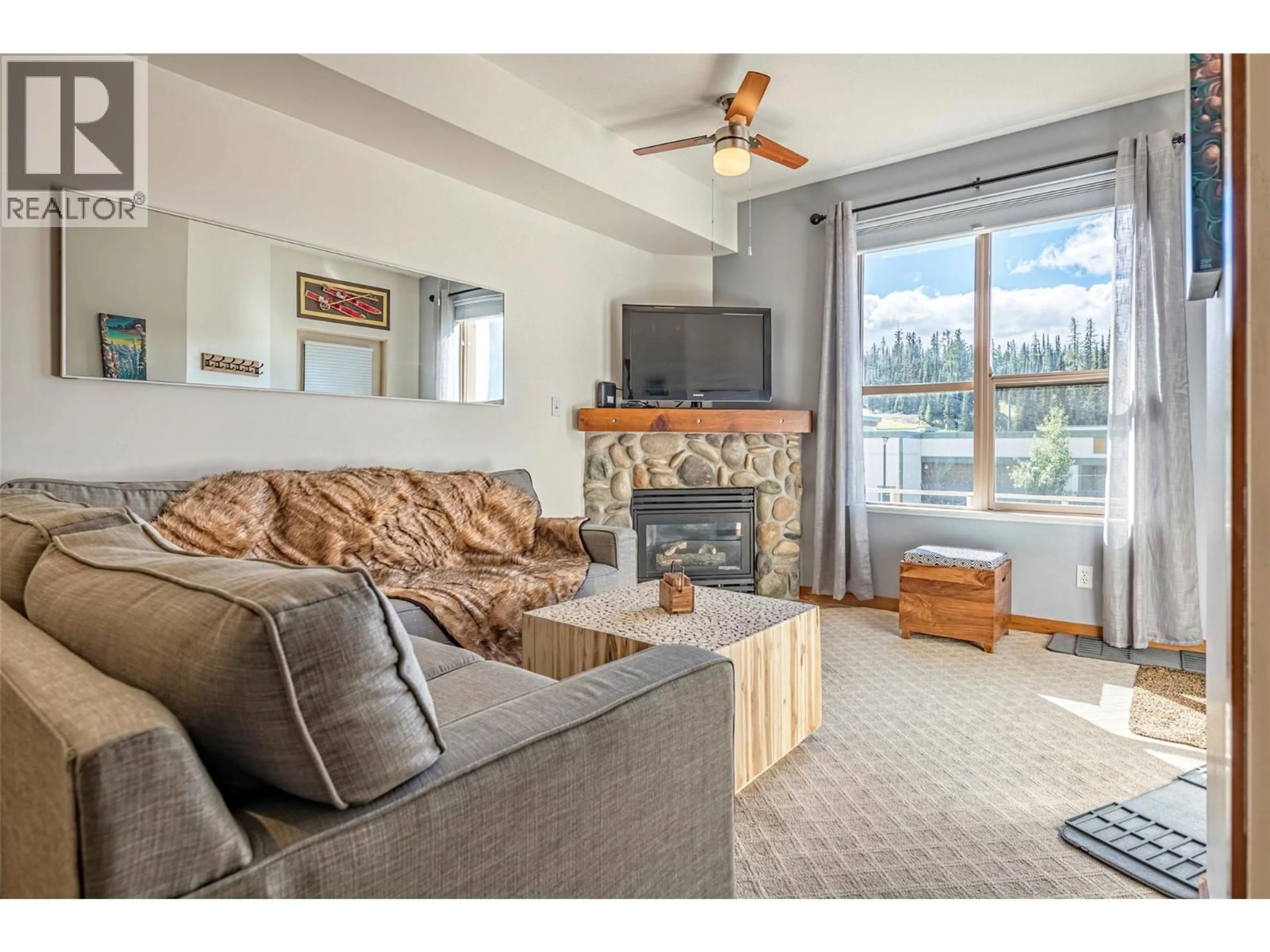 Living room with furniture, unknown for 107 - 9804 SILVER STAR ROAD, Vernon British Columbia V1B3X1