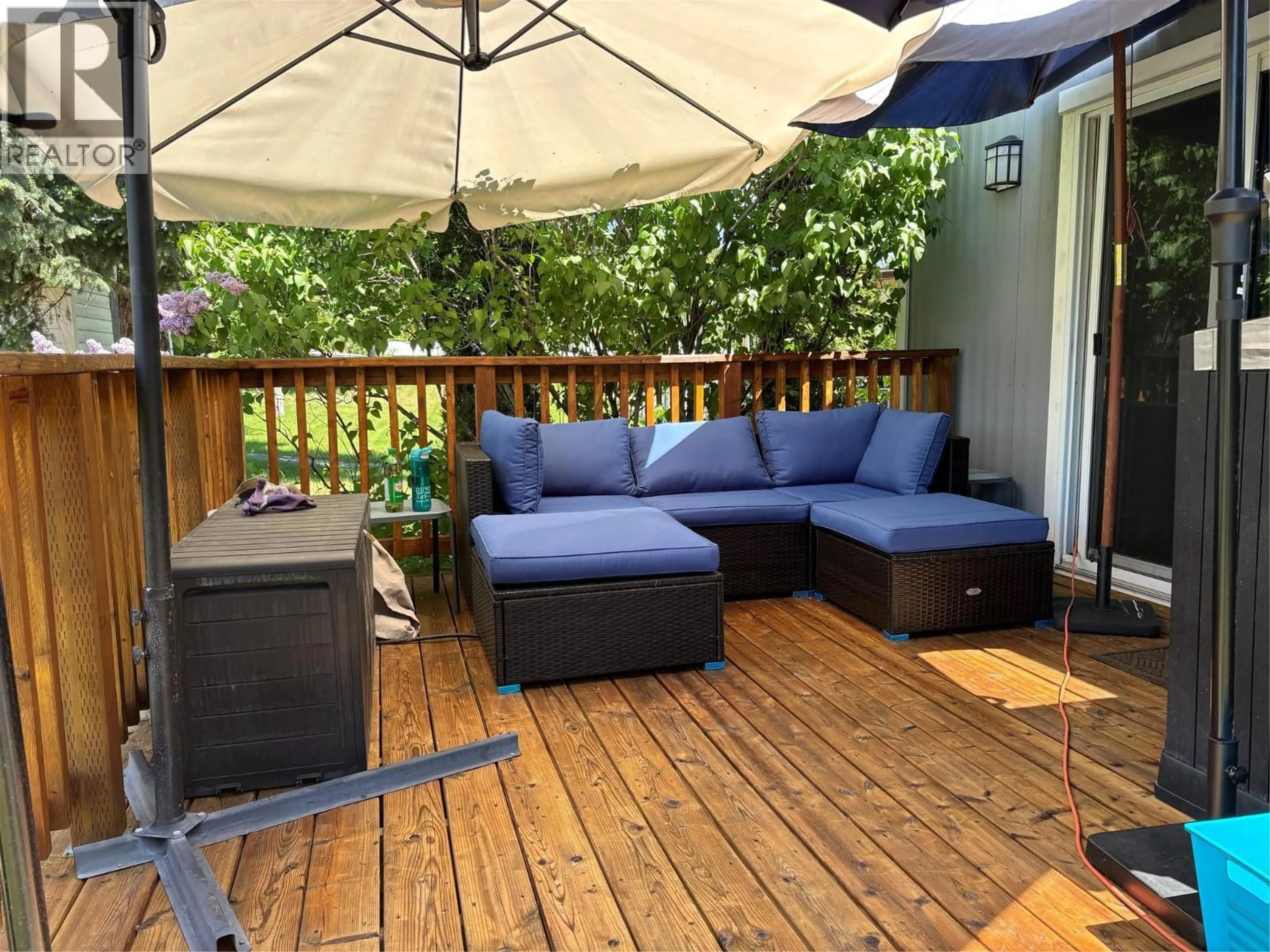 Patio, street for 64 - 1929 97 HIGHWAY SOUTH, West Kelowna British Columbia V1Z2Z1