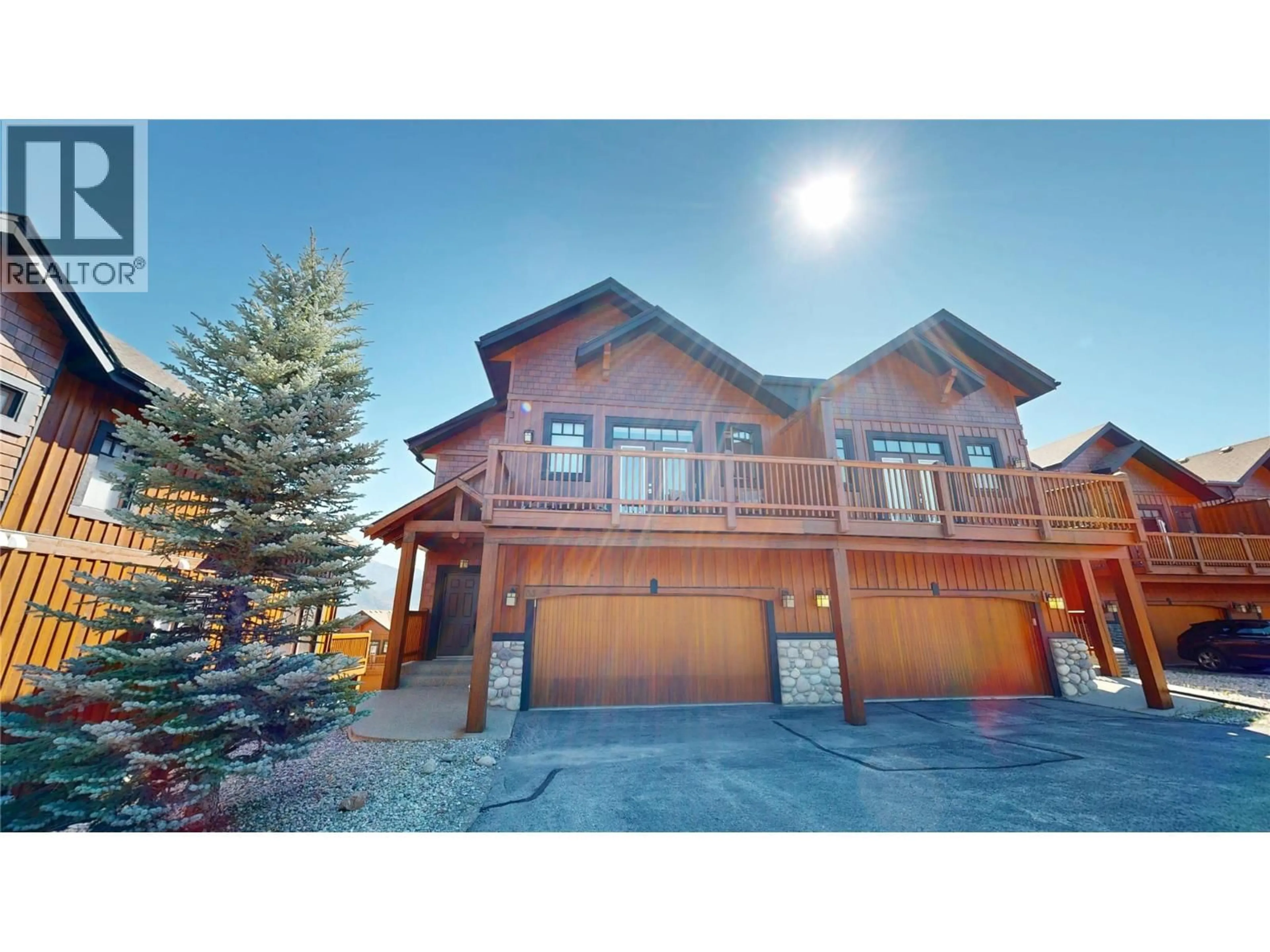 A pic from outside/outdoor area/front of a property/back of a property/a pic from drone, unknown for 33 - 2598 MOUNTAINVIEW CRESCENT, Invermere British Columbia V0A1K6