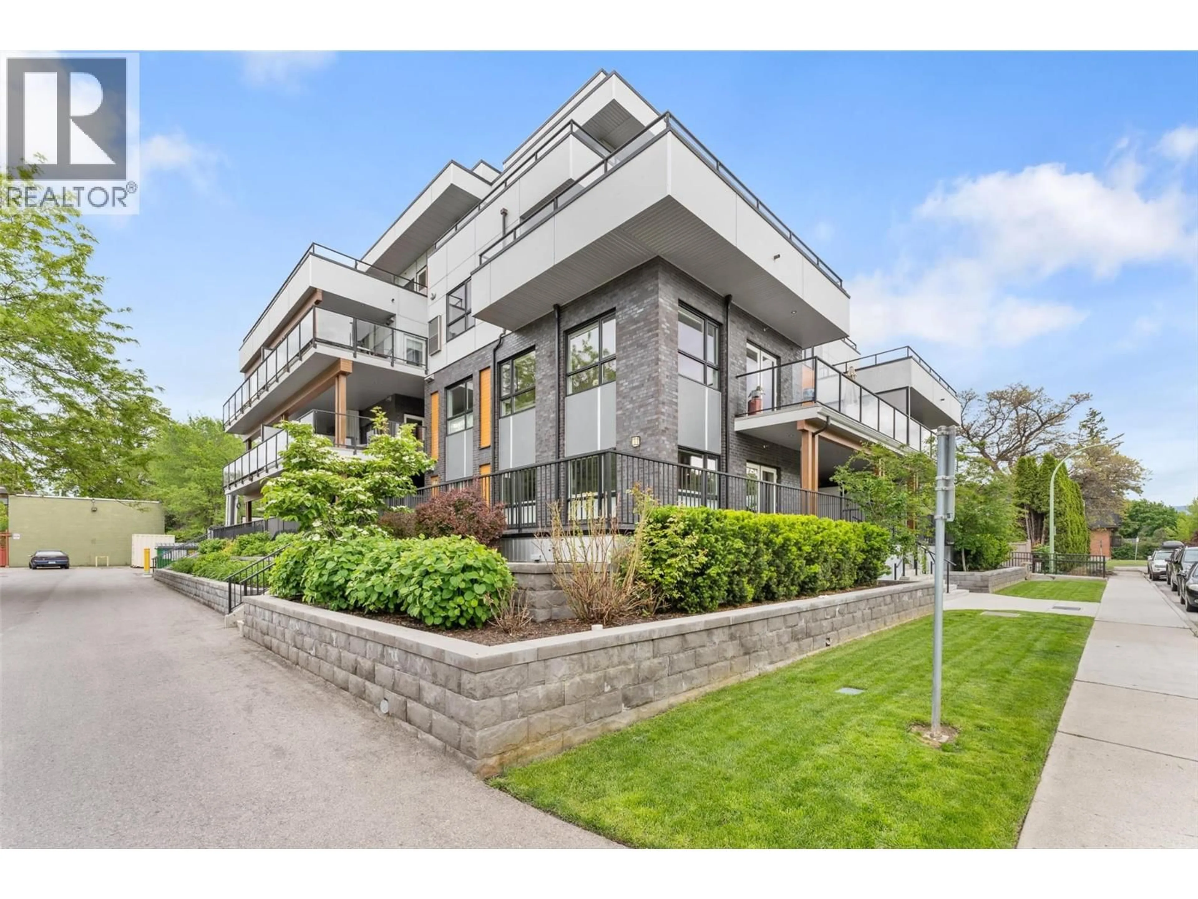 Unknown for 406 - 1883 WATER STREET, Kelowna British Columbia V1Y1K4