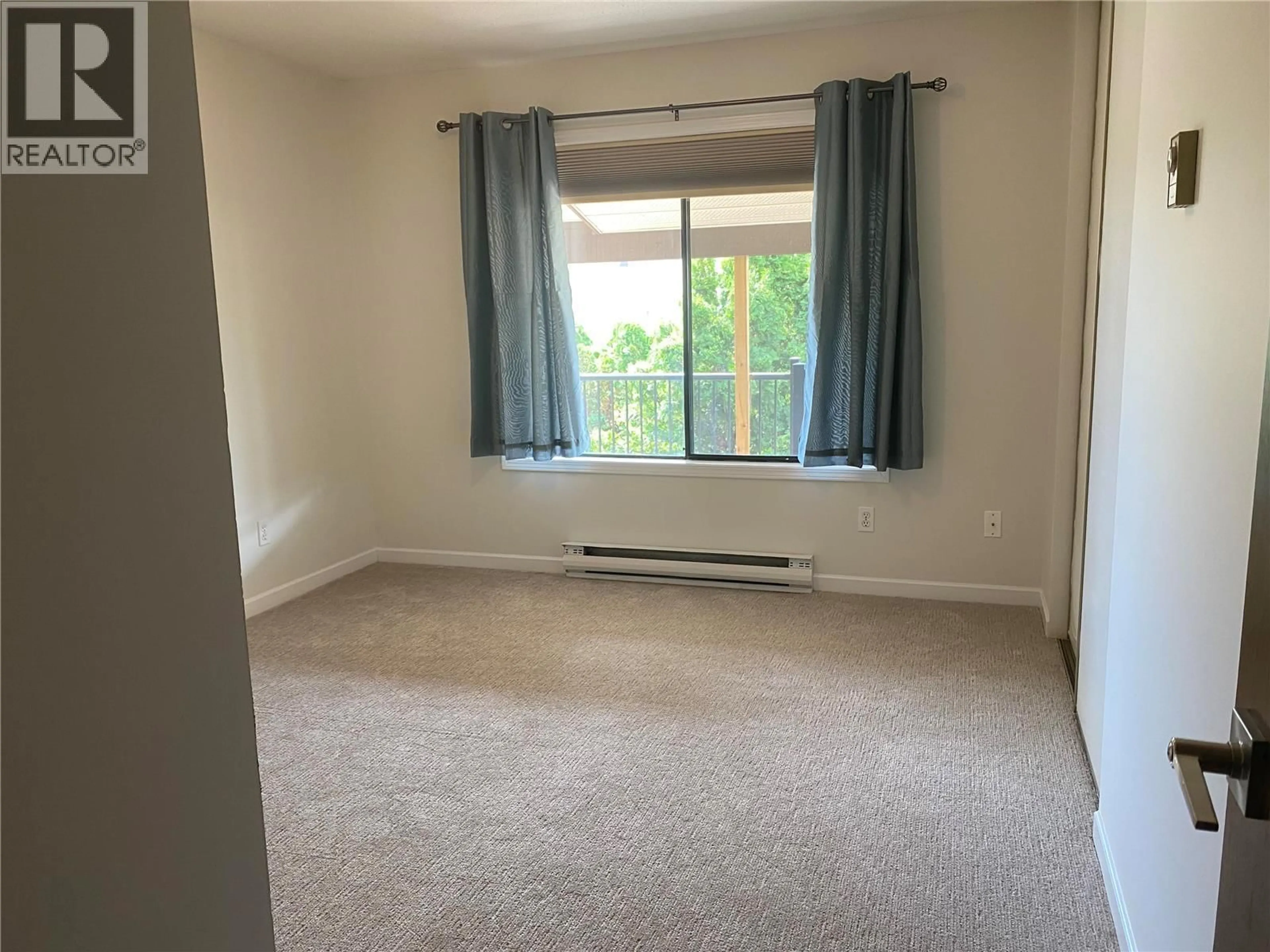 A pic of a room for 206 - 290 MILLS ROAD, Kelowna British Columbia V1X4G8