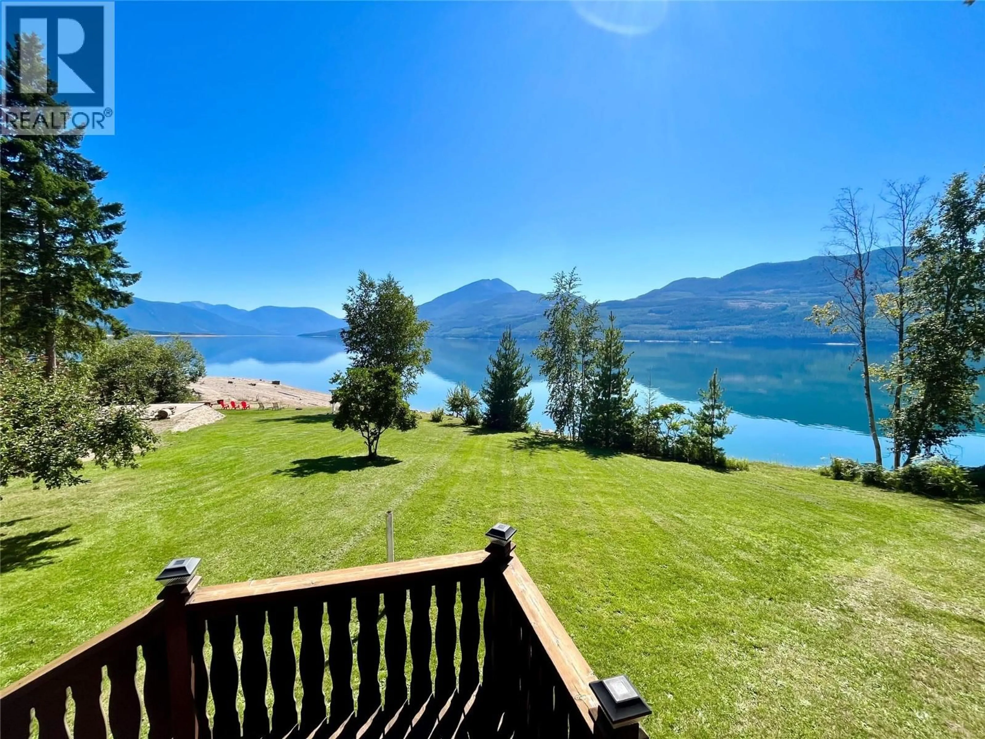 A pic from outside/outdoor area/front of a property/back of a property/a pic from drone, water/lake/river/ocean view for 3242 HIGHWAY 23 OTHER, Nakusp British Columbia V0G1R1