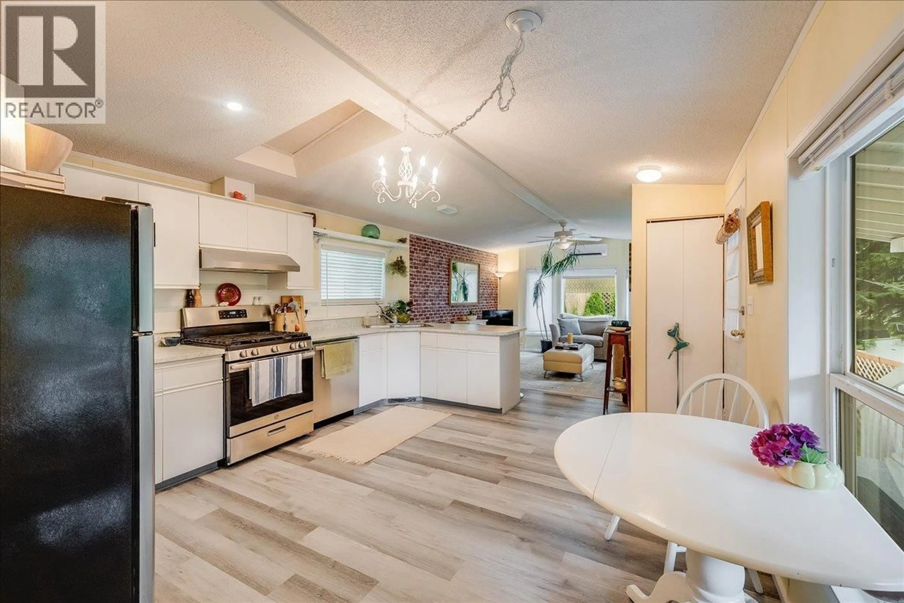 Open concept kitchen, unknown for 32 - 739 HIGHWAY 3A HIGHWAY, Nelson British Columbia V1L6M4