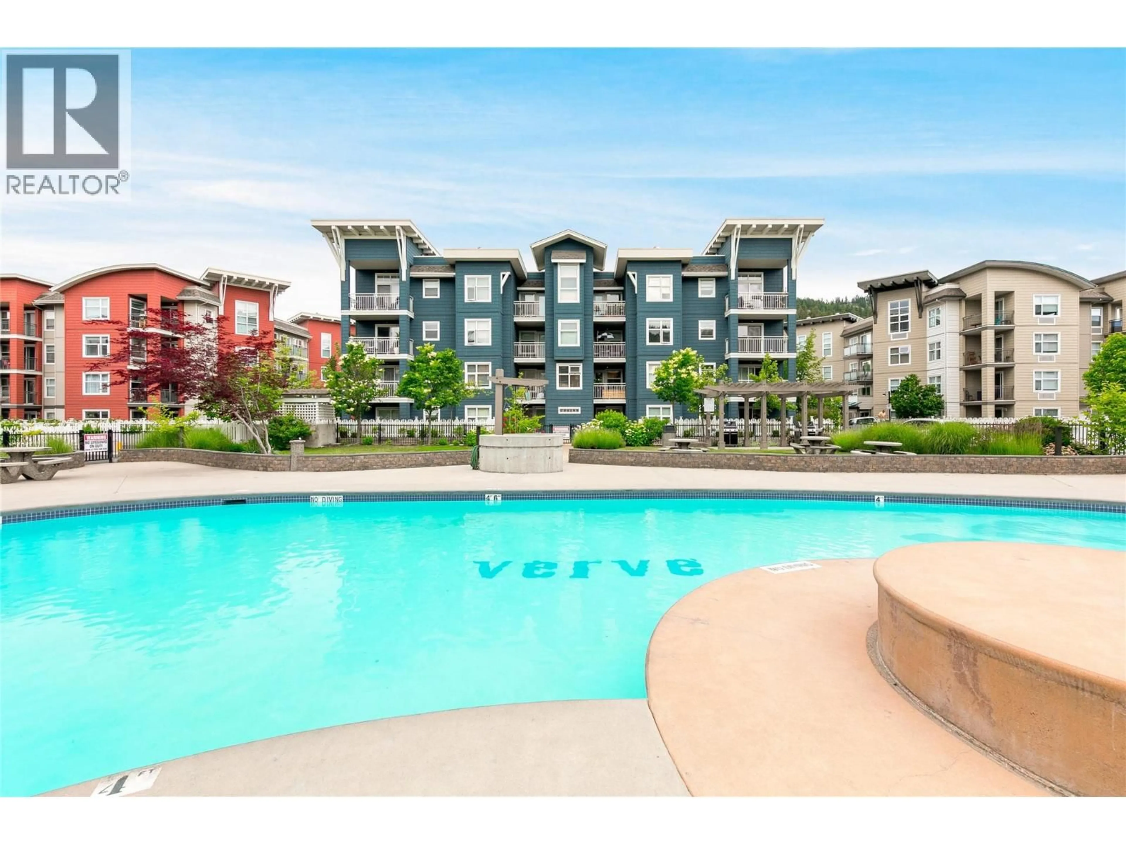 Pool for 205 - 563 YATES ROAD, Kelowna British Columbia V1V2V3
