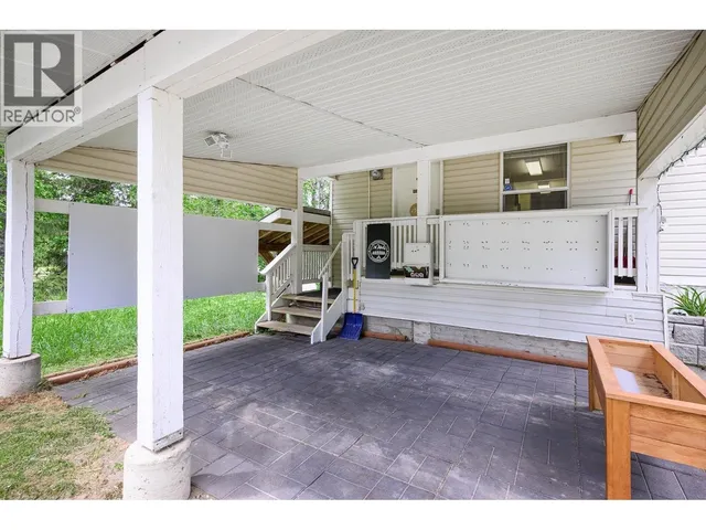 32 OLD N THOMPSON  E HIGHWAY, Clearwater 3