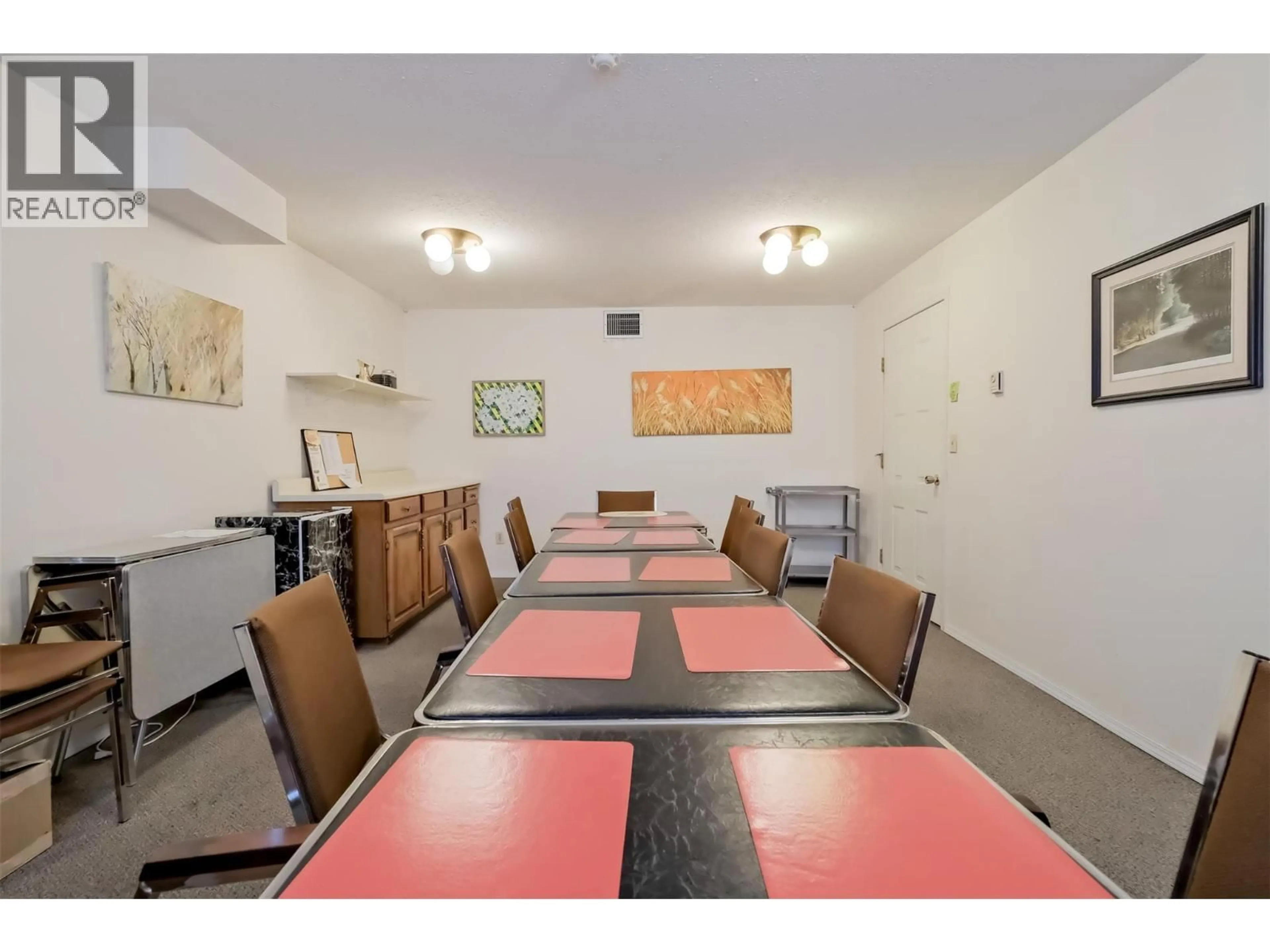 Dining room, unknown for 205 - 740 WINNIPEG STREET, Penticton British Columbia V2A5N3