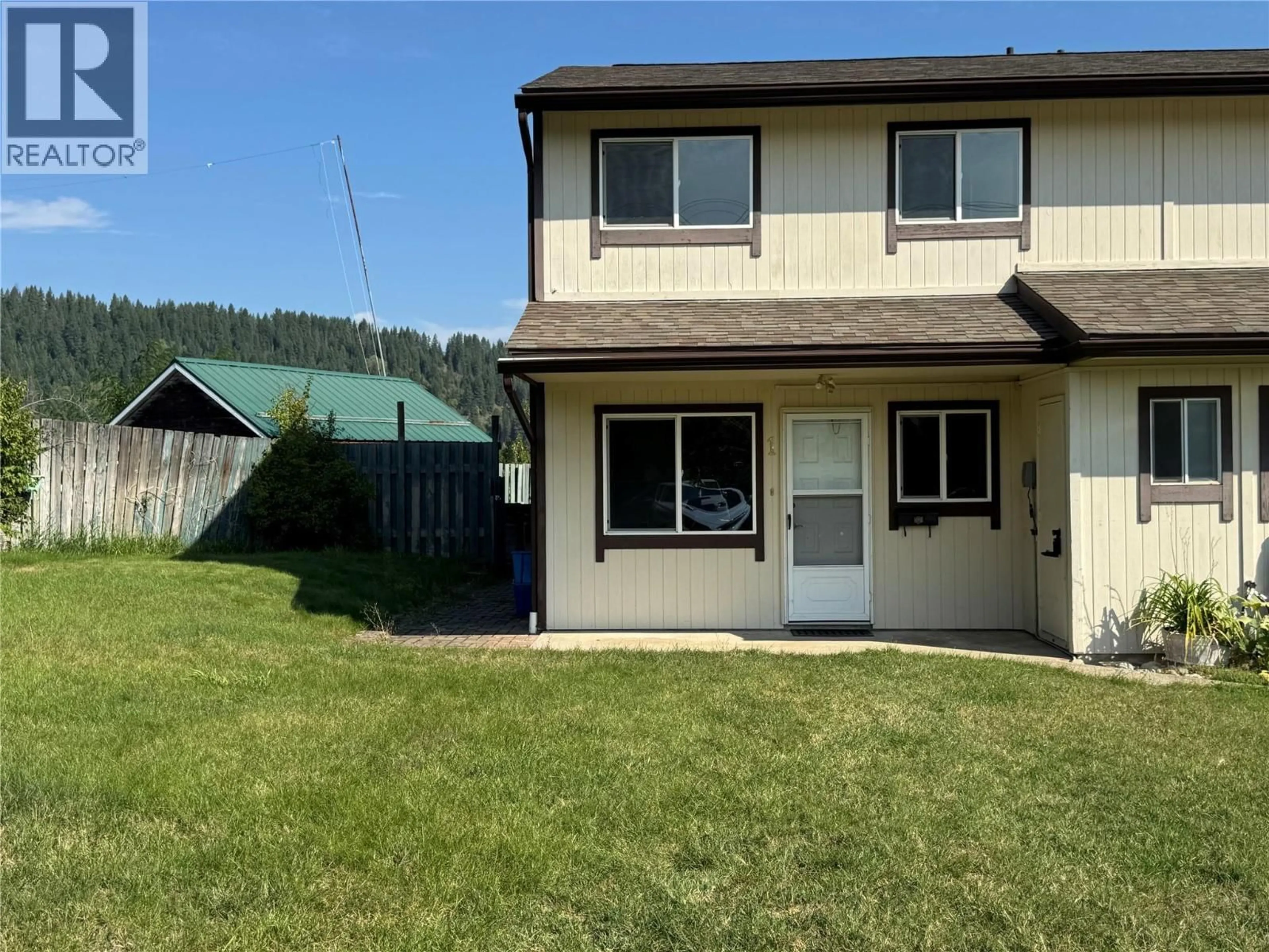 Unknown for 1 - 1225 1ST STREET, Castlegar British Columbia V1N1A1