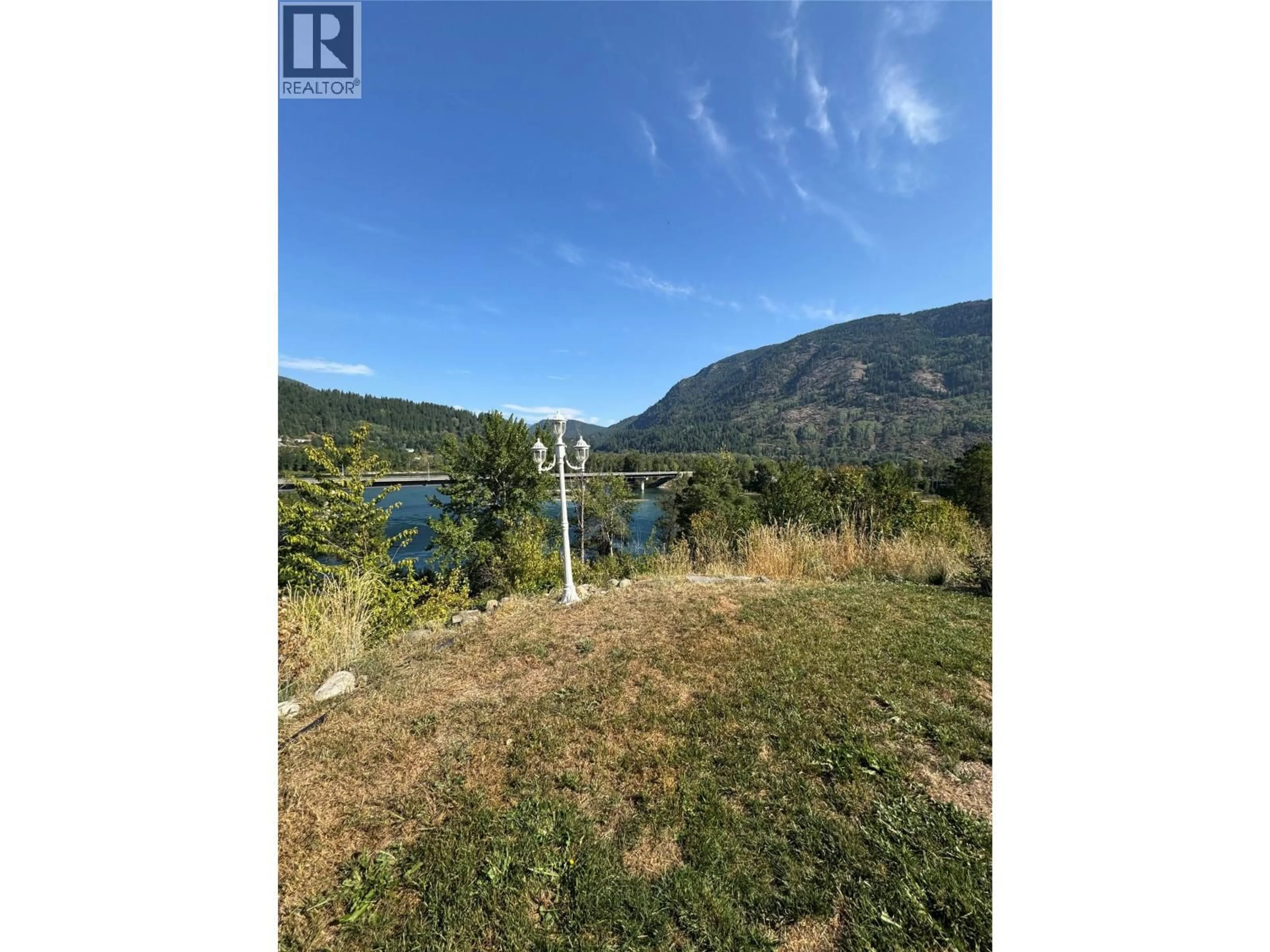 Unknown for 1 - 1225 1ST STREET, Castlegar British Columbia V1N1A1