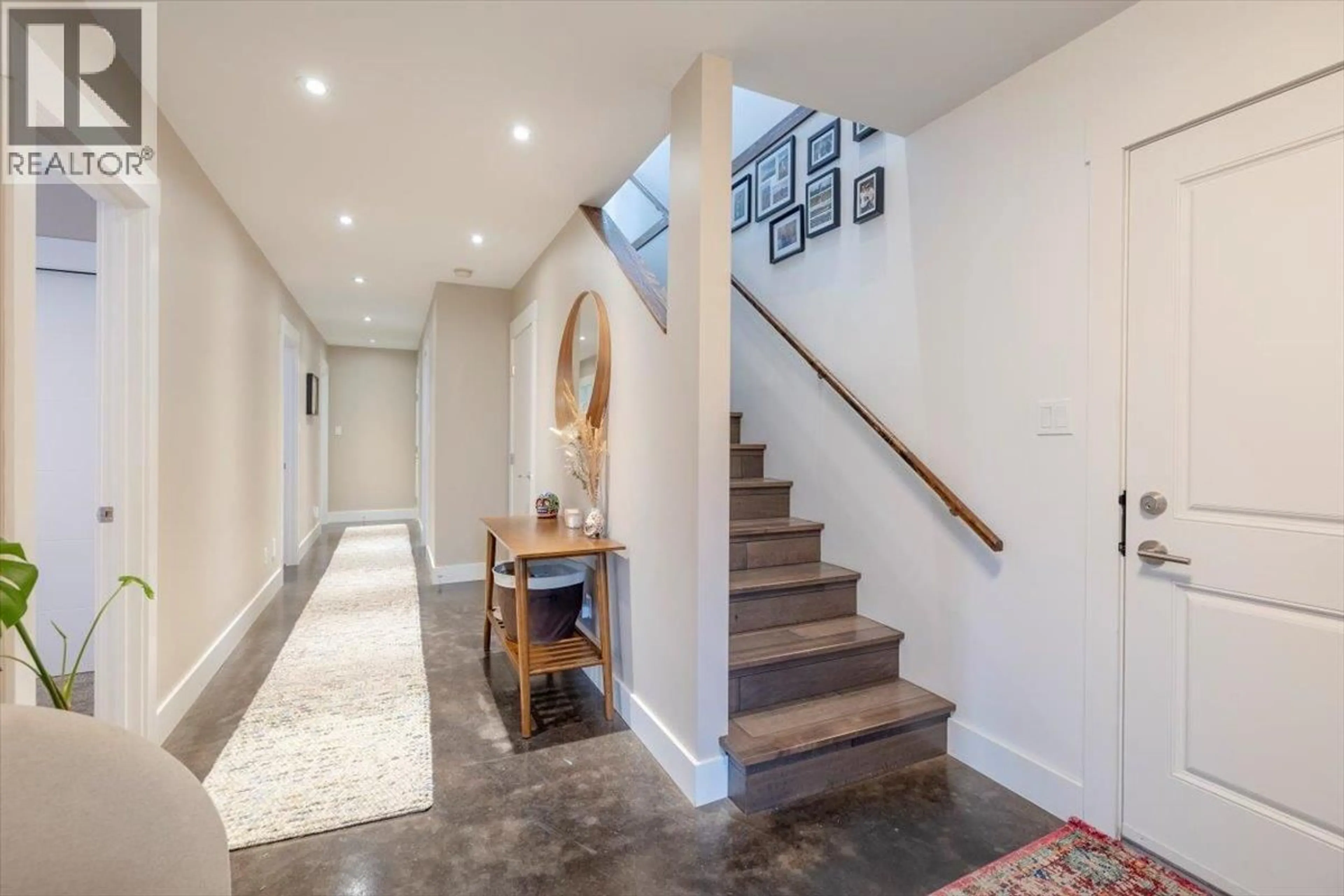 Indoor entryway for 115 WHITETAIL DRIVE, Fernie British Columbia V0B1M4