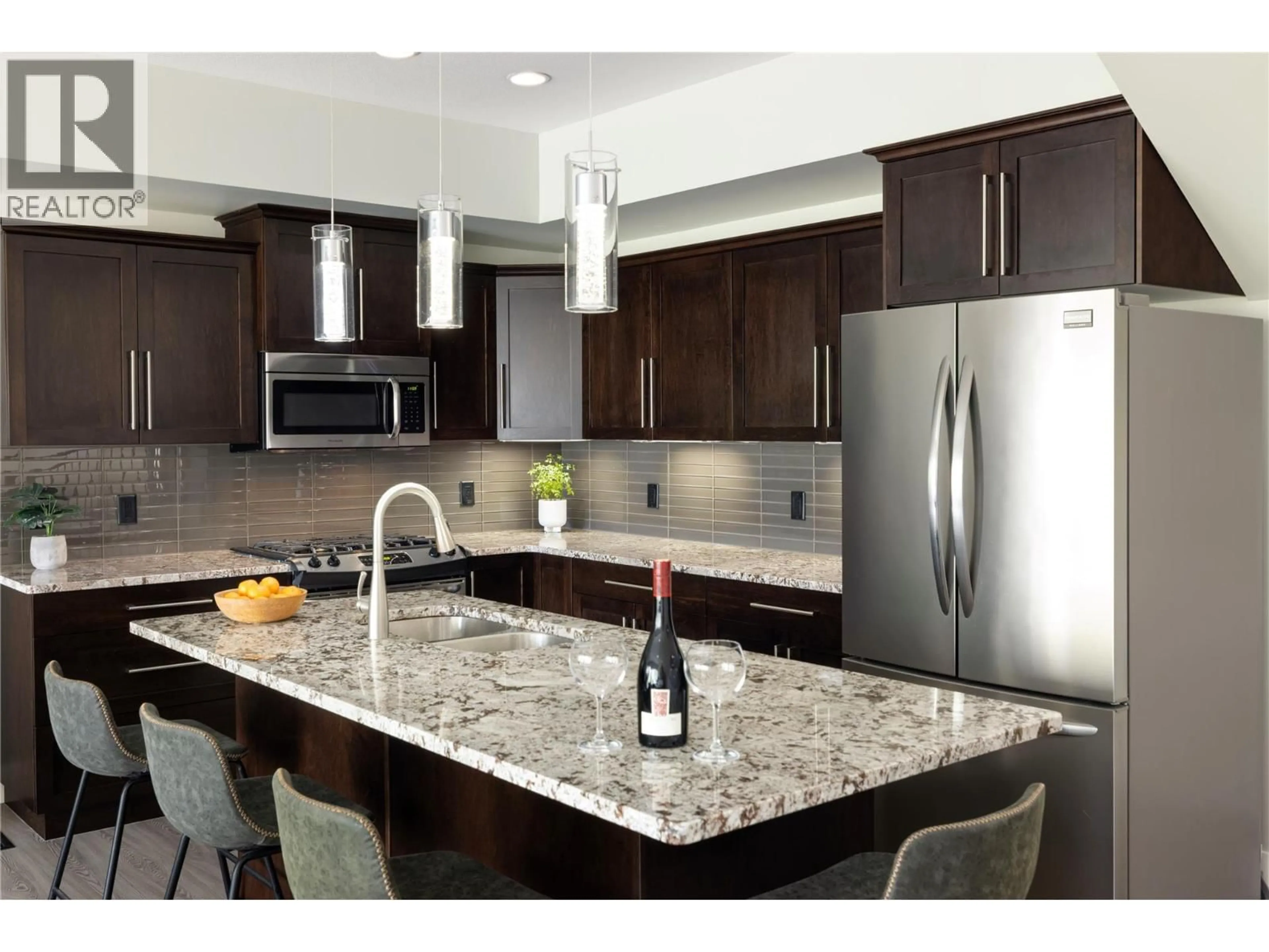 Contemporary kitchen, ceramic/tile floor for 16 - 1170 BRANT AVENUE, Kelowna British Columbia V1Y1N1