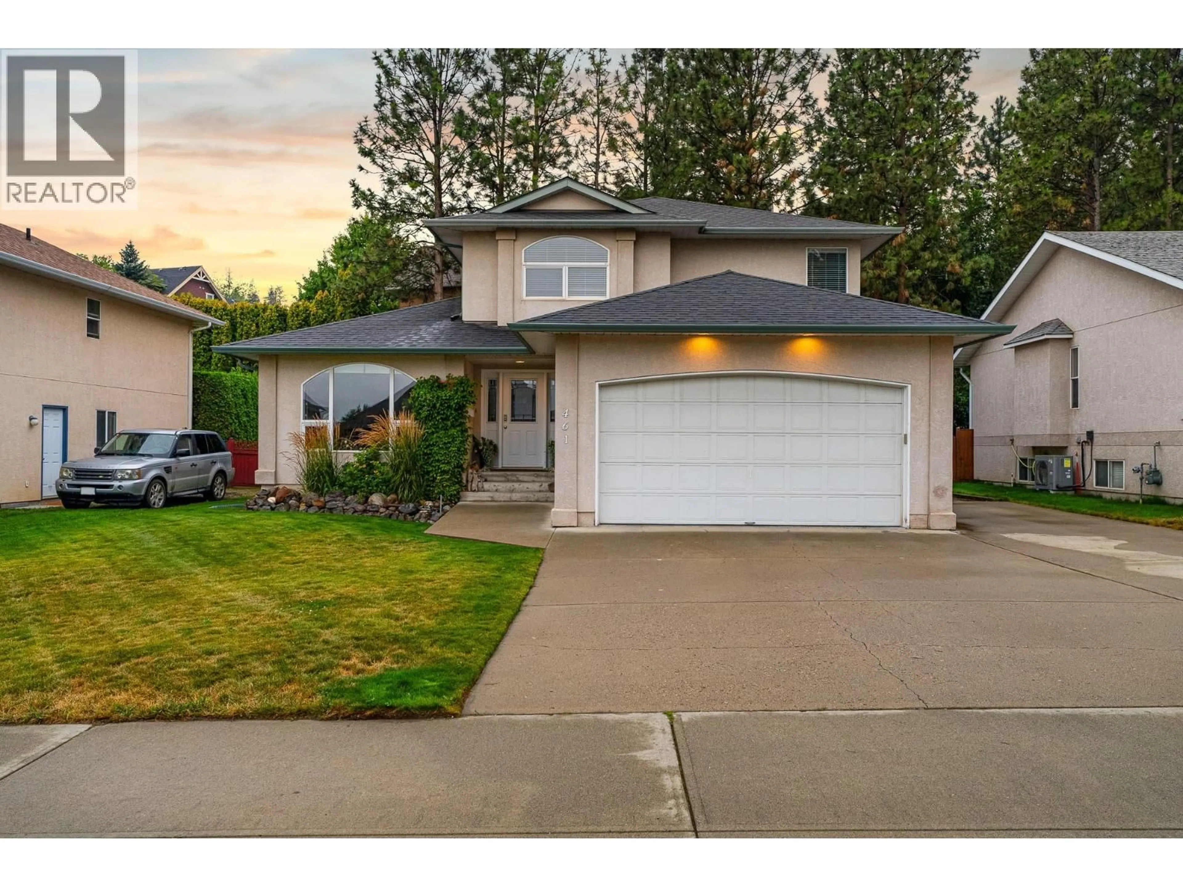 Home with vinyl exterior material, street for 461 SEDONA DRIVE, Kamloops British Columbia V2E2R1