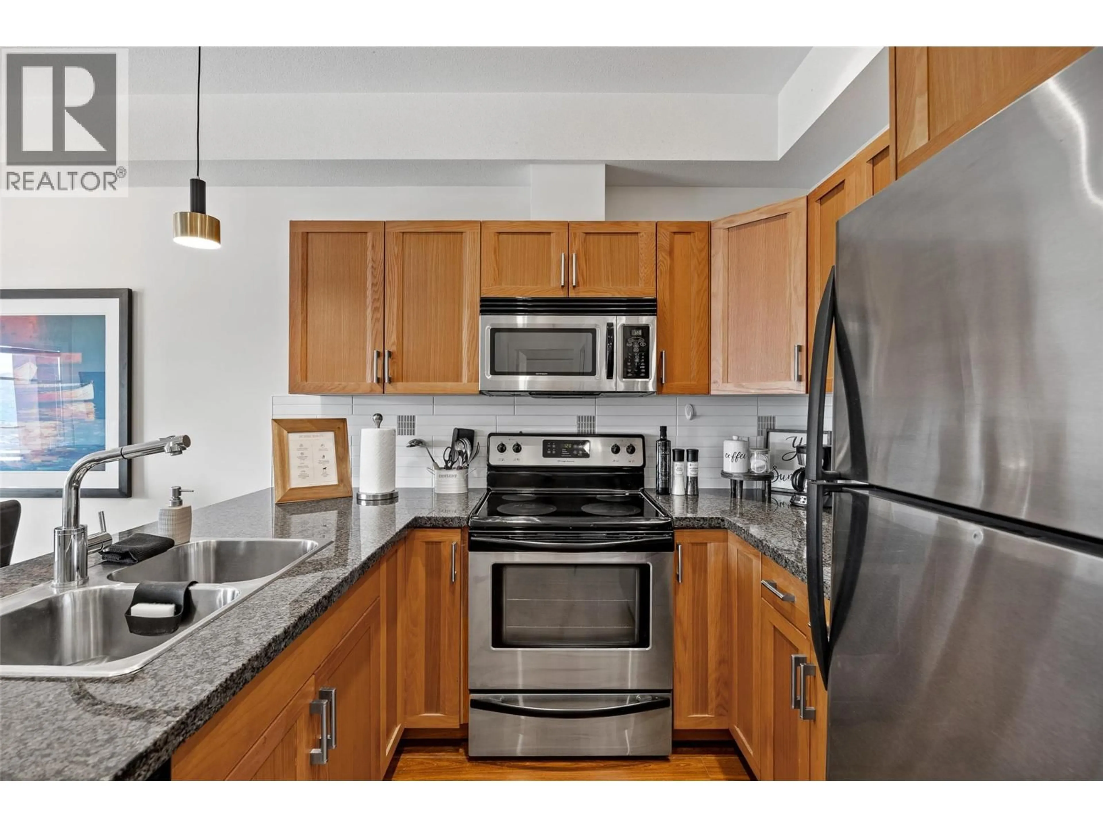 Standard kitchen, unknown for 411 - 3211 SKYVIEW LANE, West Kelowna British Columbia V4T1S4