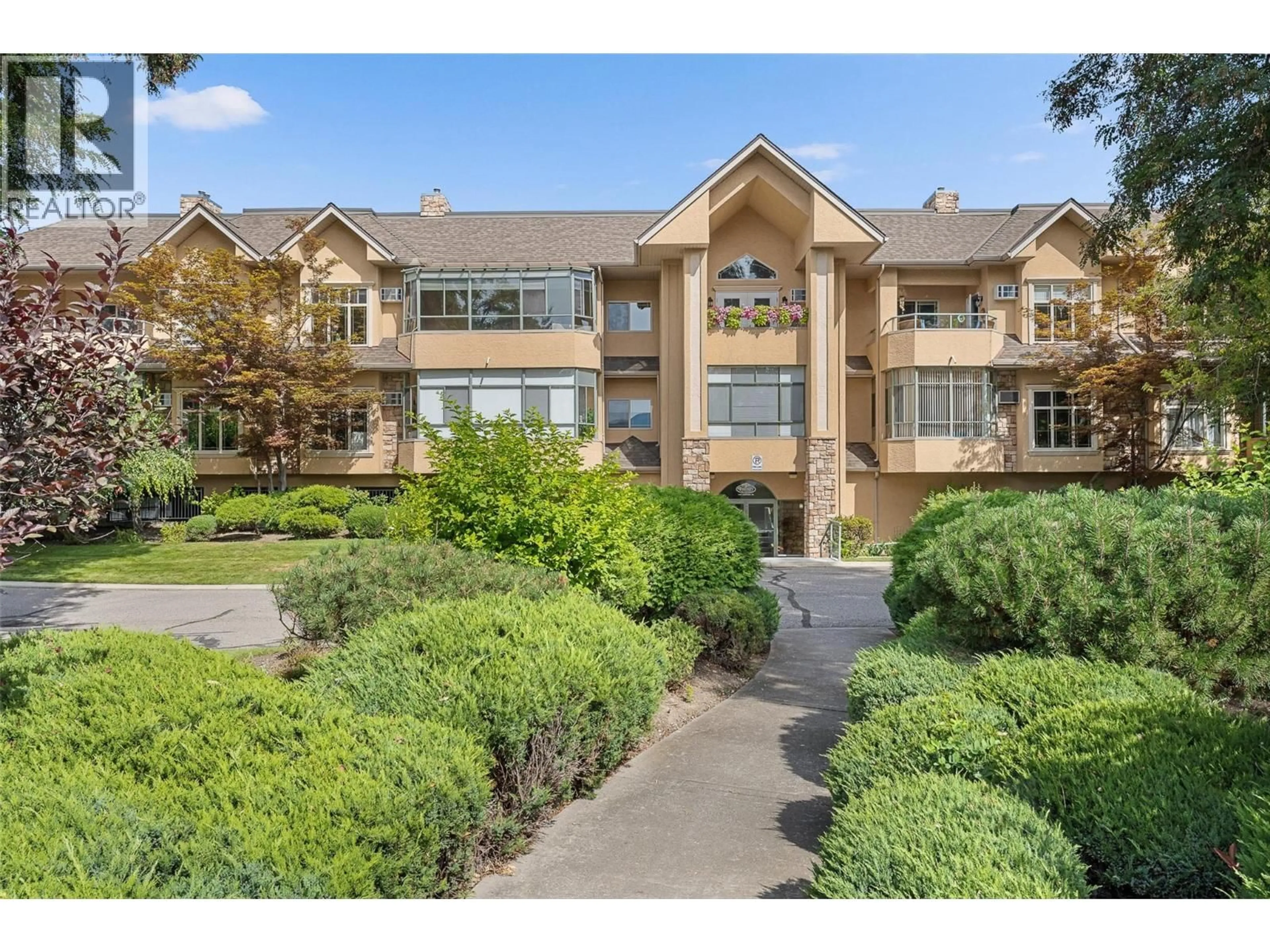 A pic from outside/outdoor area/front of a property/back of a property/a pic from drone, unknown for 210 - 1152 LANFRANCO ROAD, Kelowna British Columbia V1W3W5