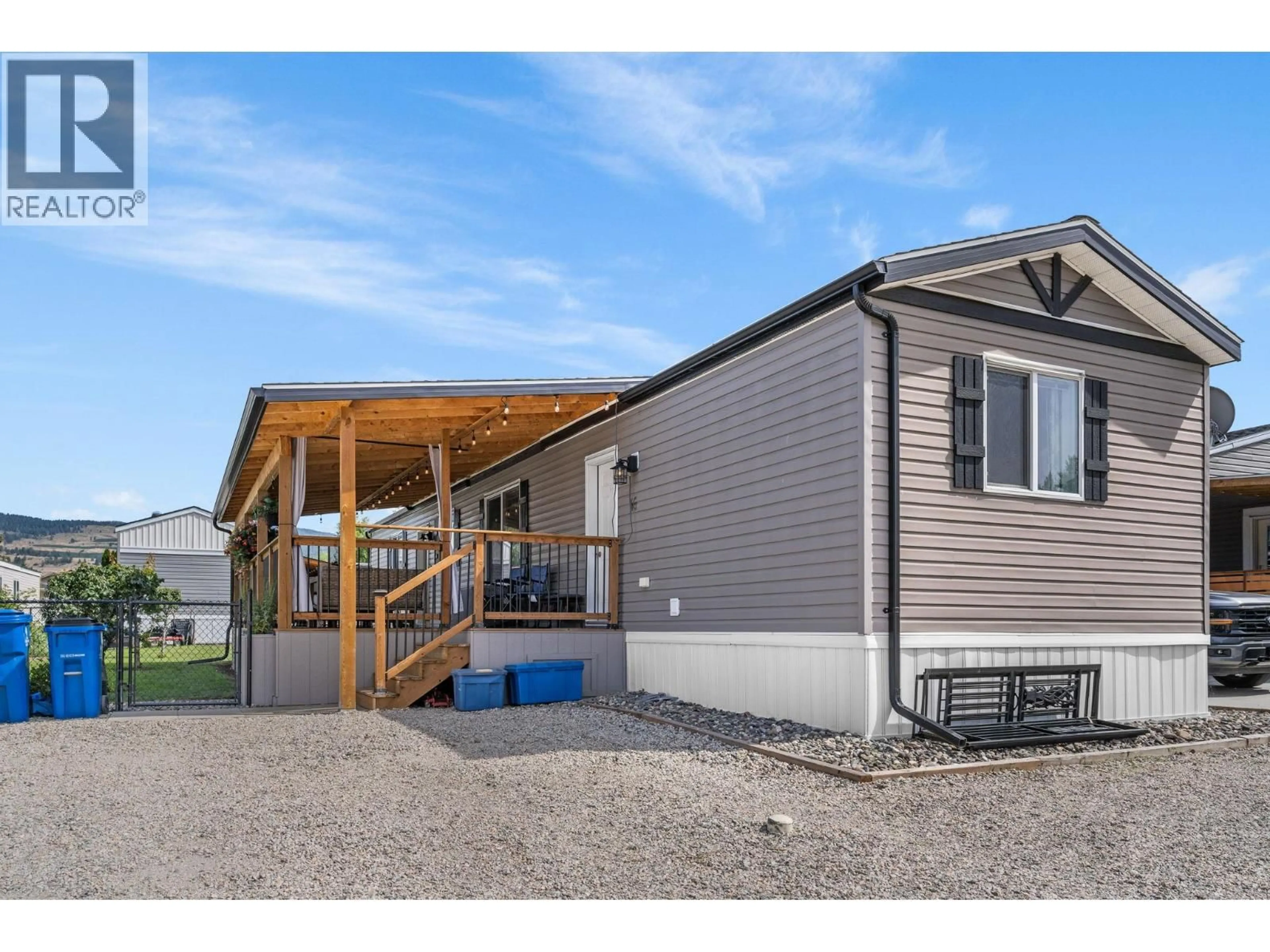 Home with vinyl exterior material, unknown for 16 - 8945 HIGHWAY 97 OTHER NORTH, Kelowna British Columbia V4V1E8