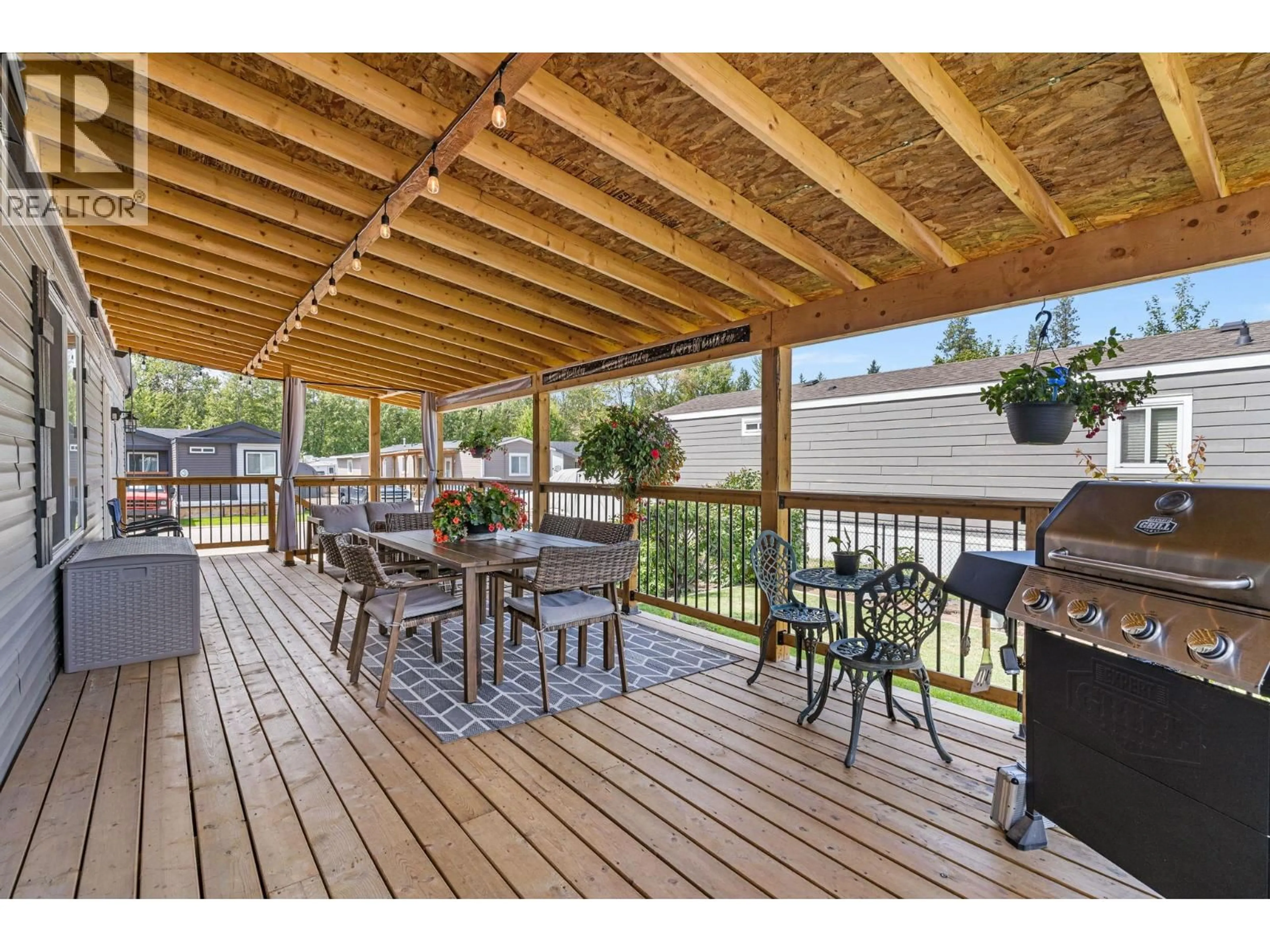 Patio, water/lake/river/ocean view for 16 - 8945 HIGHWAY 97 OTHER NORTH, Kelowna British Columbia V4V1E8